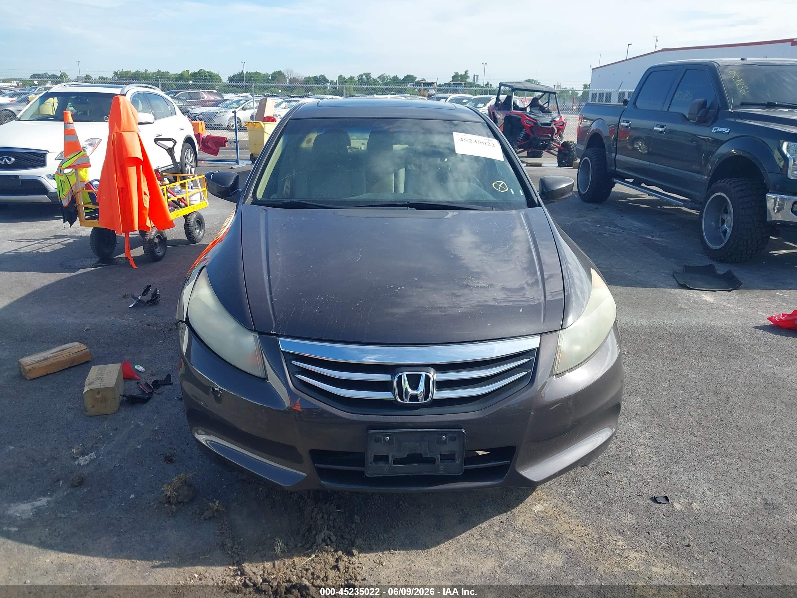 2011 Honda Accord 2.4 Ex-l Фиолетовый vin: 1HGCP2F81BA072227