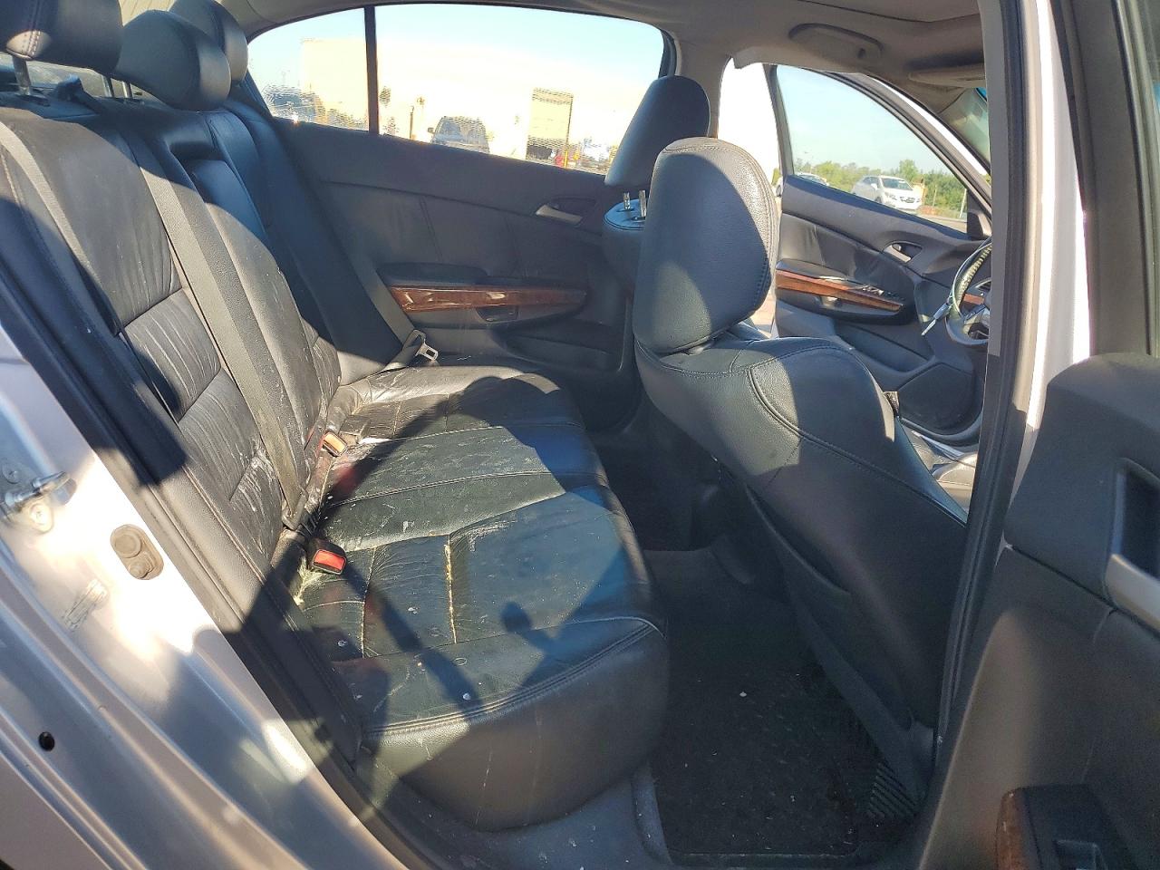 2011 Honda Accord Exl Silver vin: 1HGCP2F81BA075077