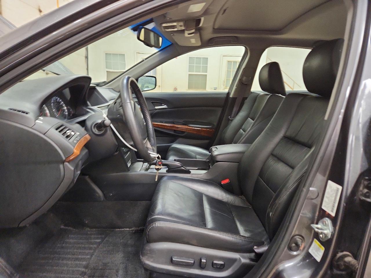 2011 Honda Accord Exl Серый vin: 1HGCP2F81BA119241