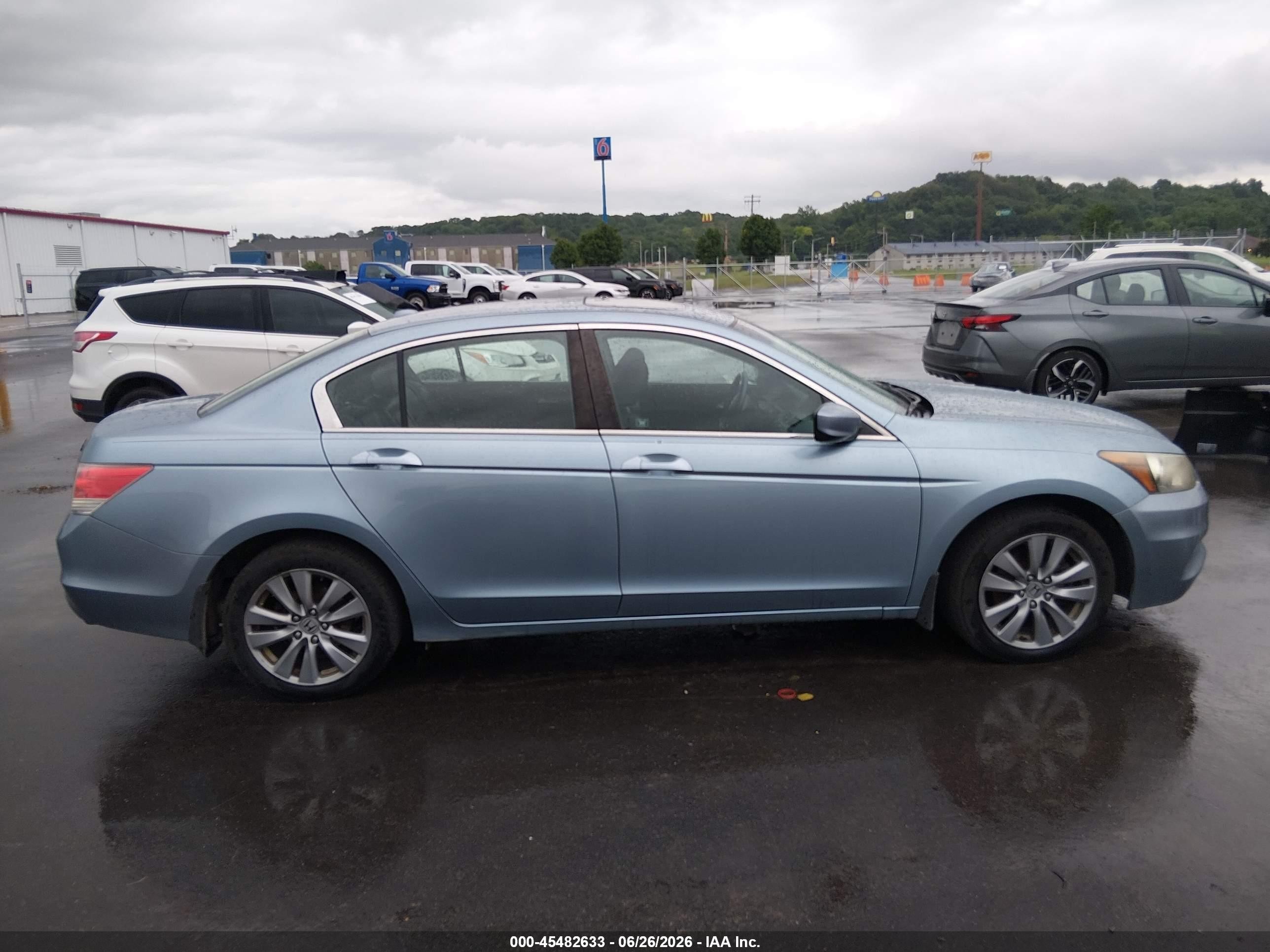 2011 Honda Accord 2.4 Ex-l Blue vin: 1HGCP2F81BA142213