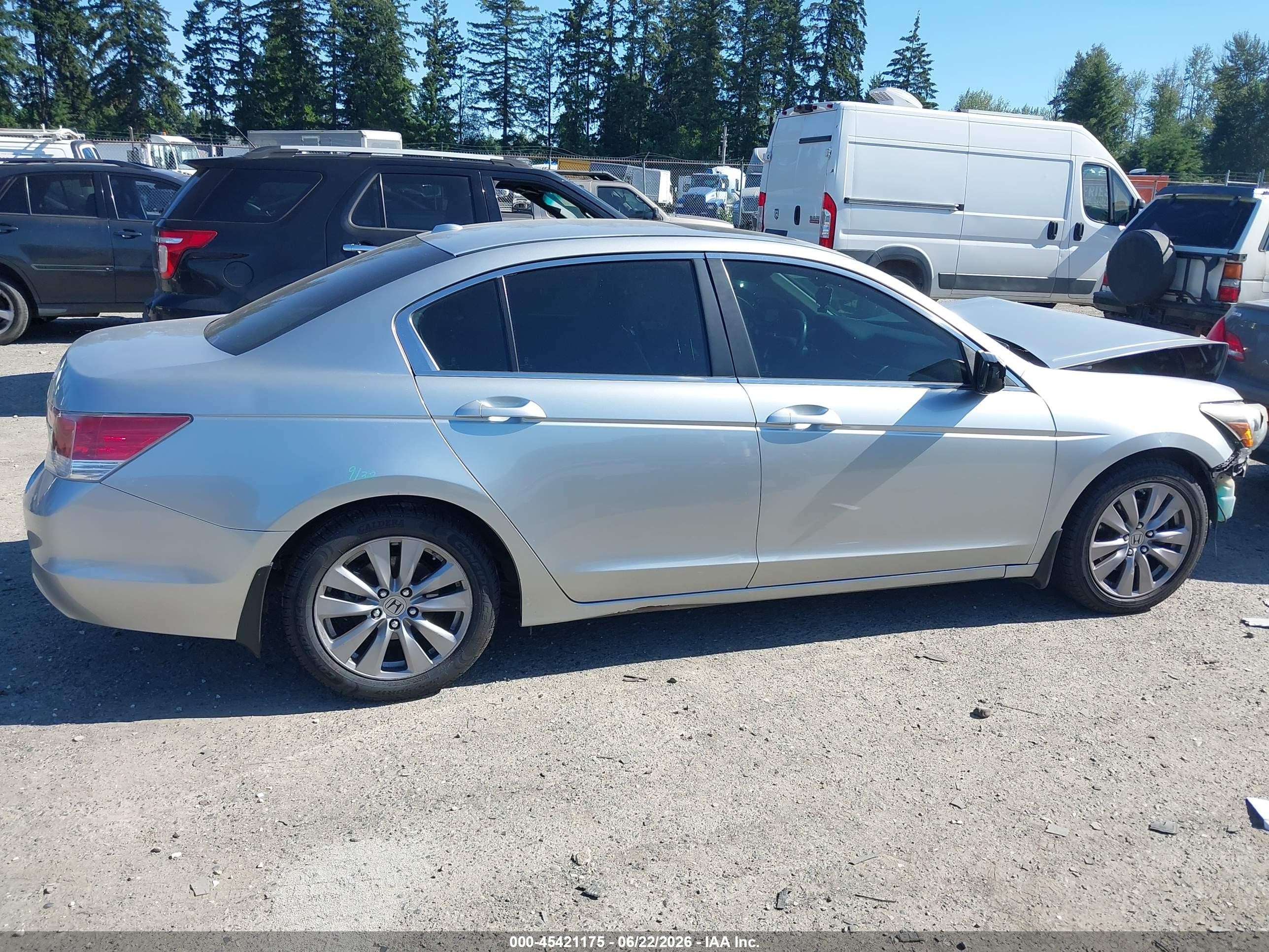 2011 Honda Accord 2.4 Ex-l Silver vin: 1HGCP2F81BA149372