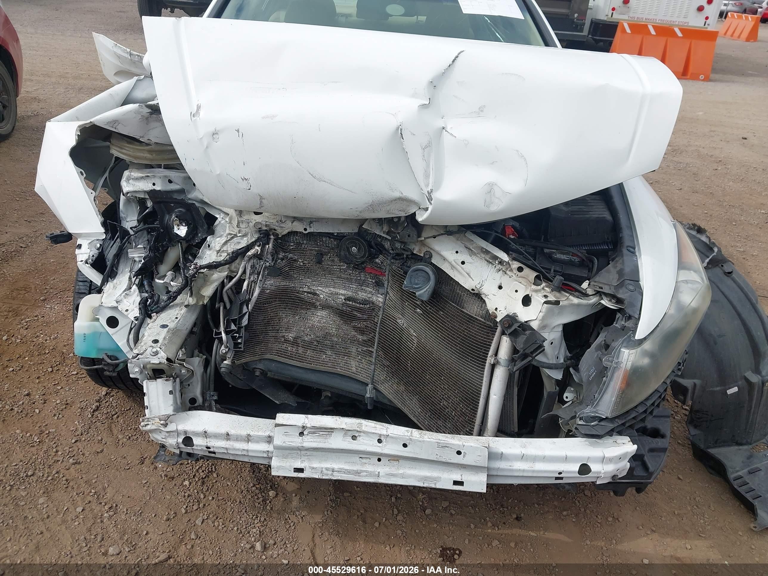 2011 Honda Accord 2.4 Ex-l White vin: 1HGCP2F81BA152885