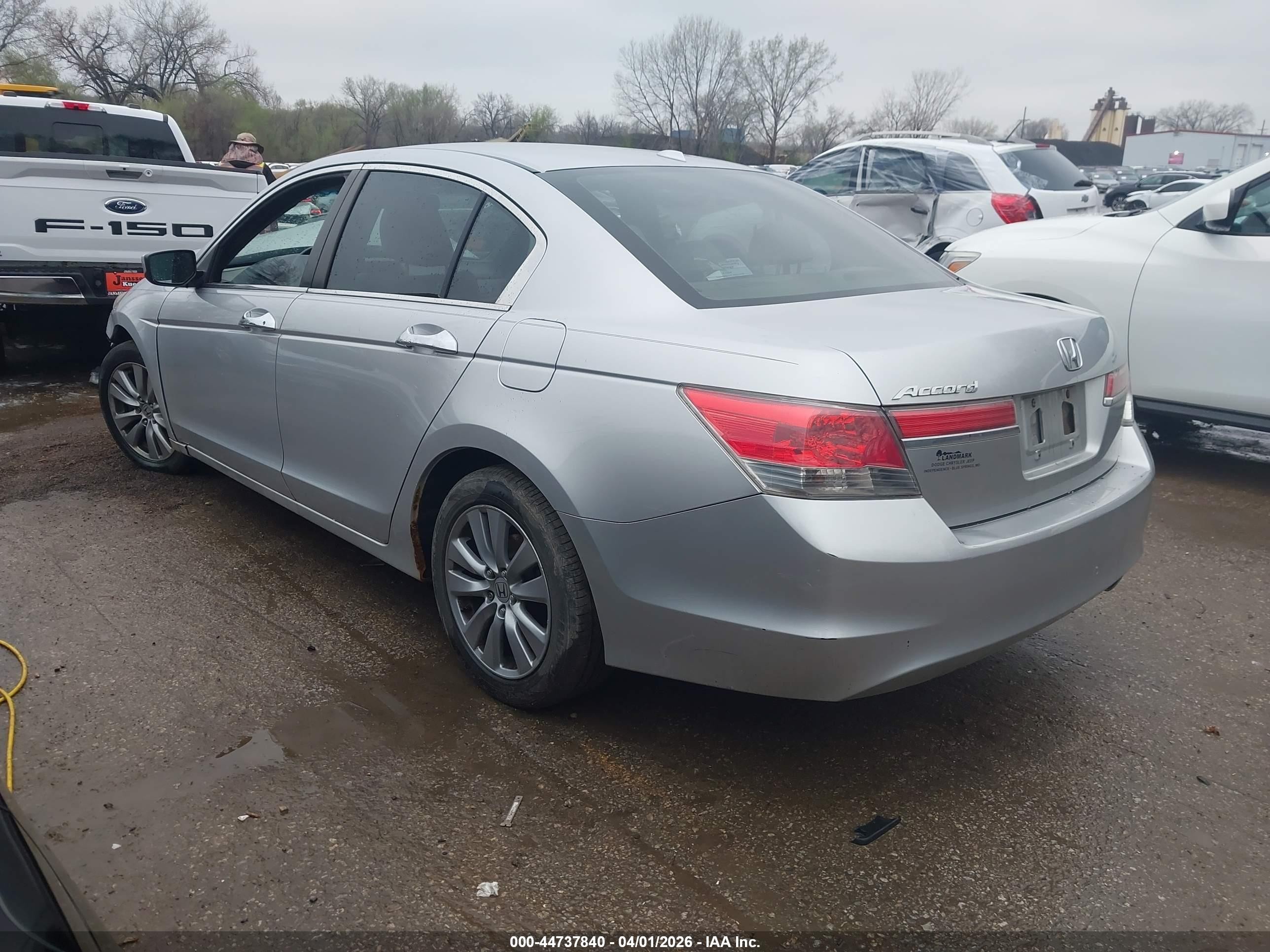 2012 Honda Accord 2.4 Ex-l Silver vin: 1HGCP2F81CA003331
