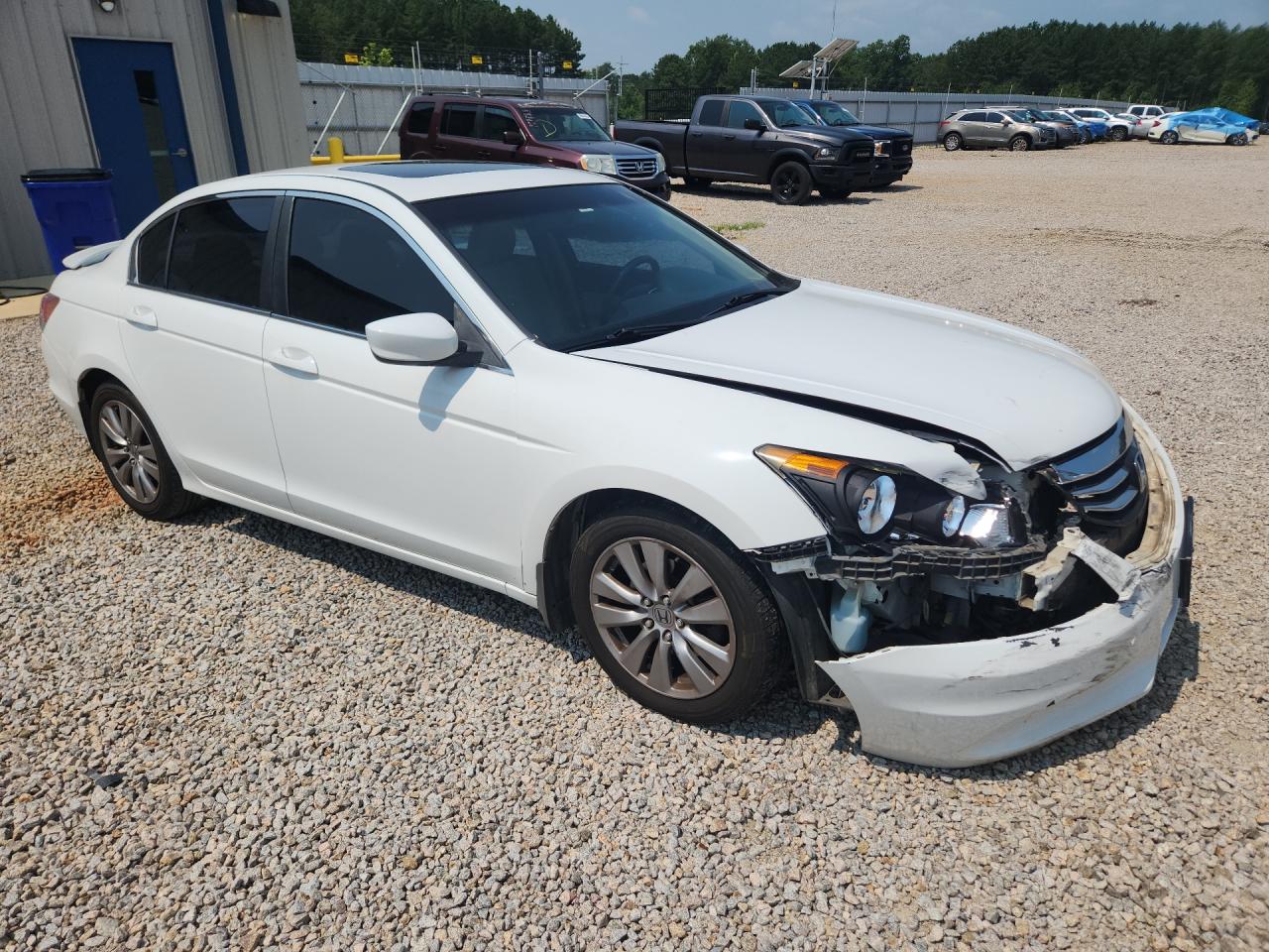 2012 Honda Accord 4d Ex White vin: 1HGCP2F81CA045420