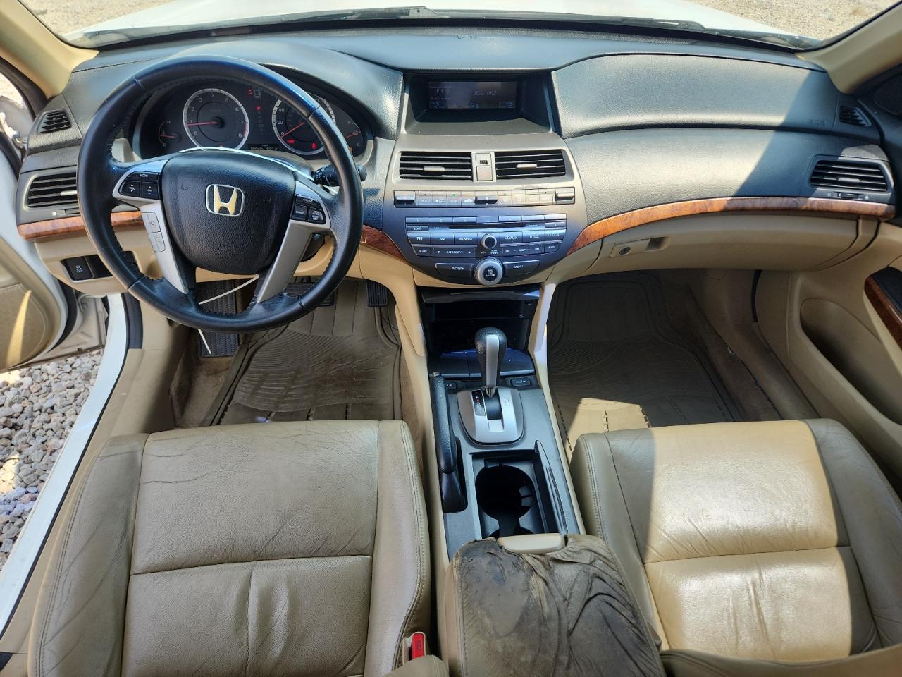2012 Honda Accord 4d Ex White vin: 1HGCP2F81CA045420