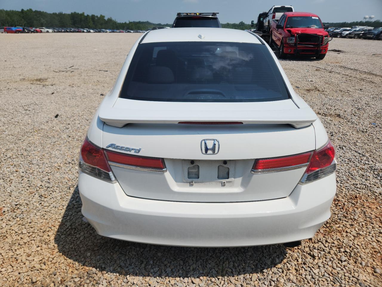 2012 Honda Accord 4d Ex White vin: 1HGCP2F81CA045420