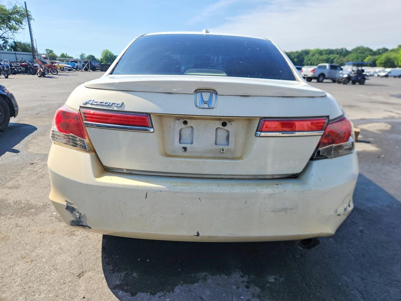 2012 Honda Accord Exl White vin: 1HGCP2F81CA058023