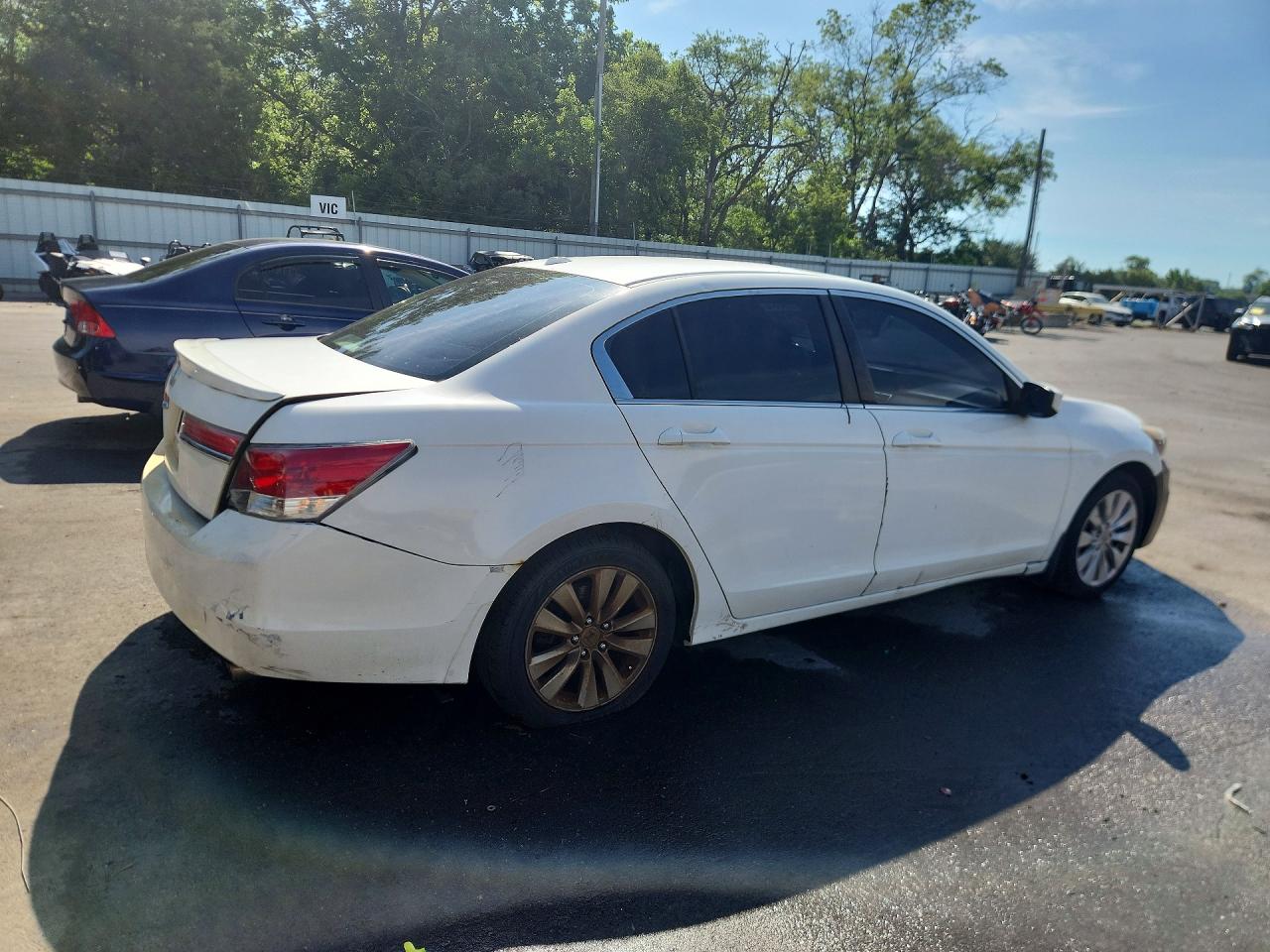 2012 Honda Accord Exl White vin: 1HGCP2F81CA058023