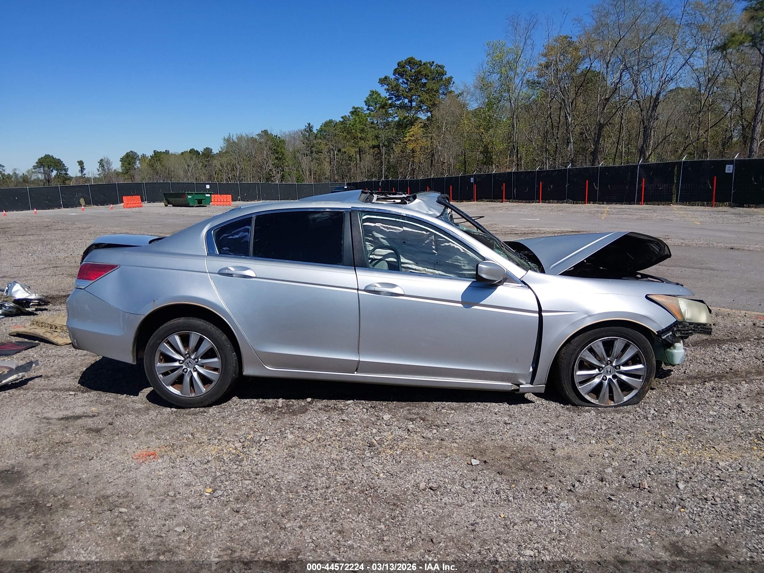 2012 Honda Accord 2.4 Ex-l Silver vin: 1HGCP2F81CA070138