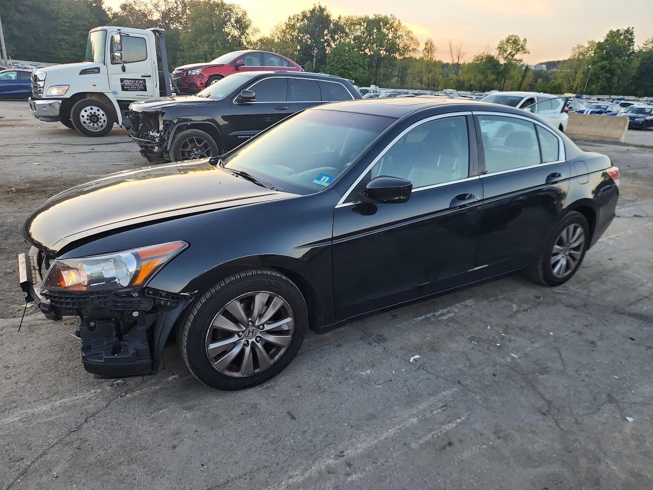 2012 Honda Accord Exl Черный vin: 1HGCP2F81CA140351        