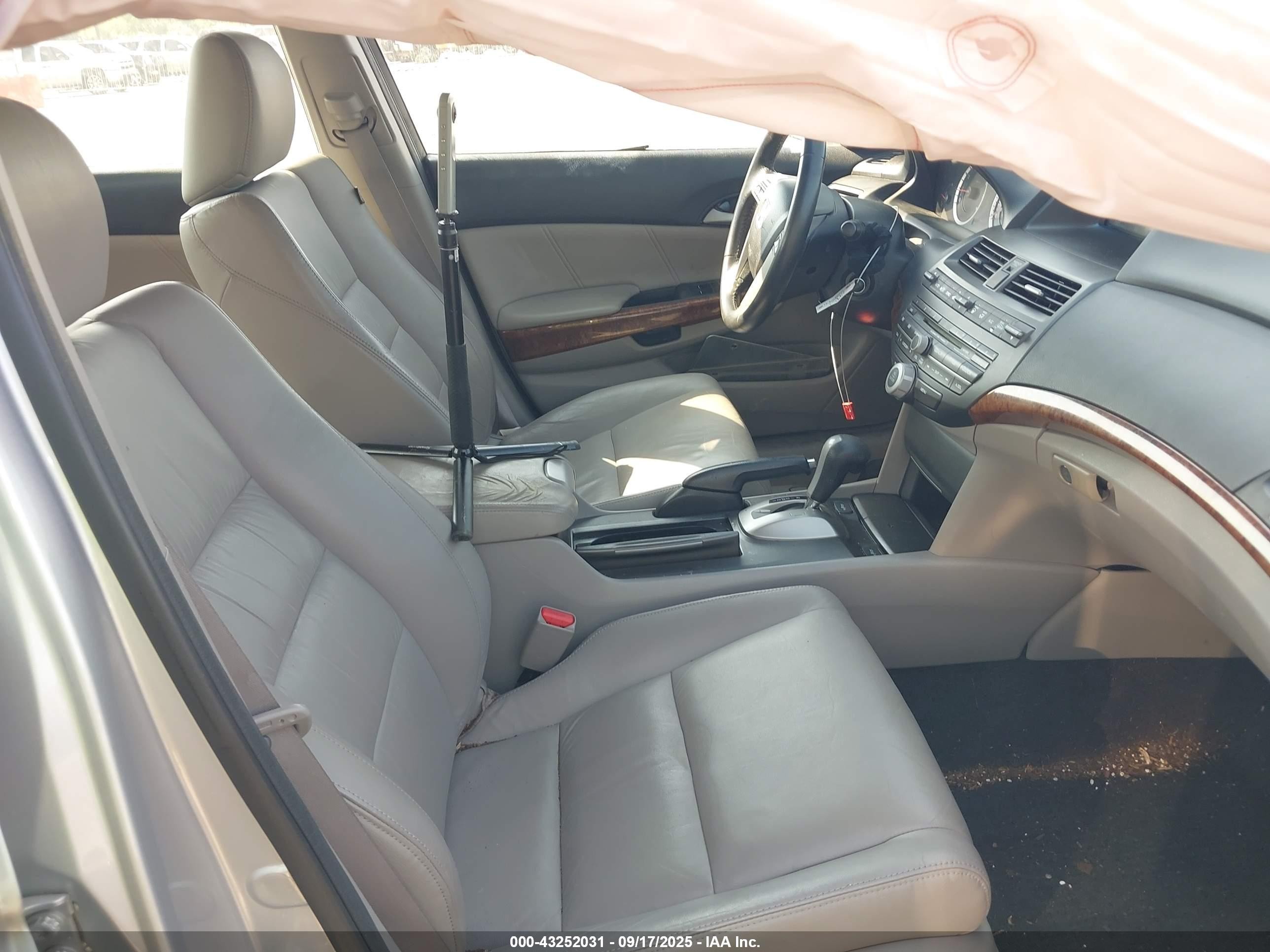 2012 Honda Accord Sdn 2.4 Ex-l/ex-l Silver vin: 1HGCP2F81CA144948