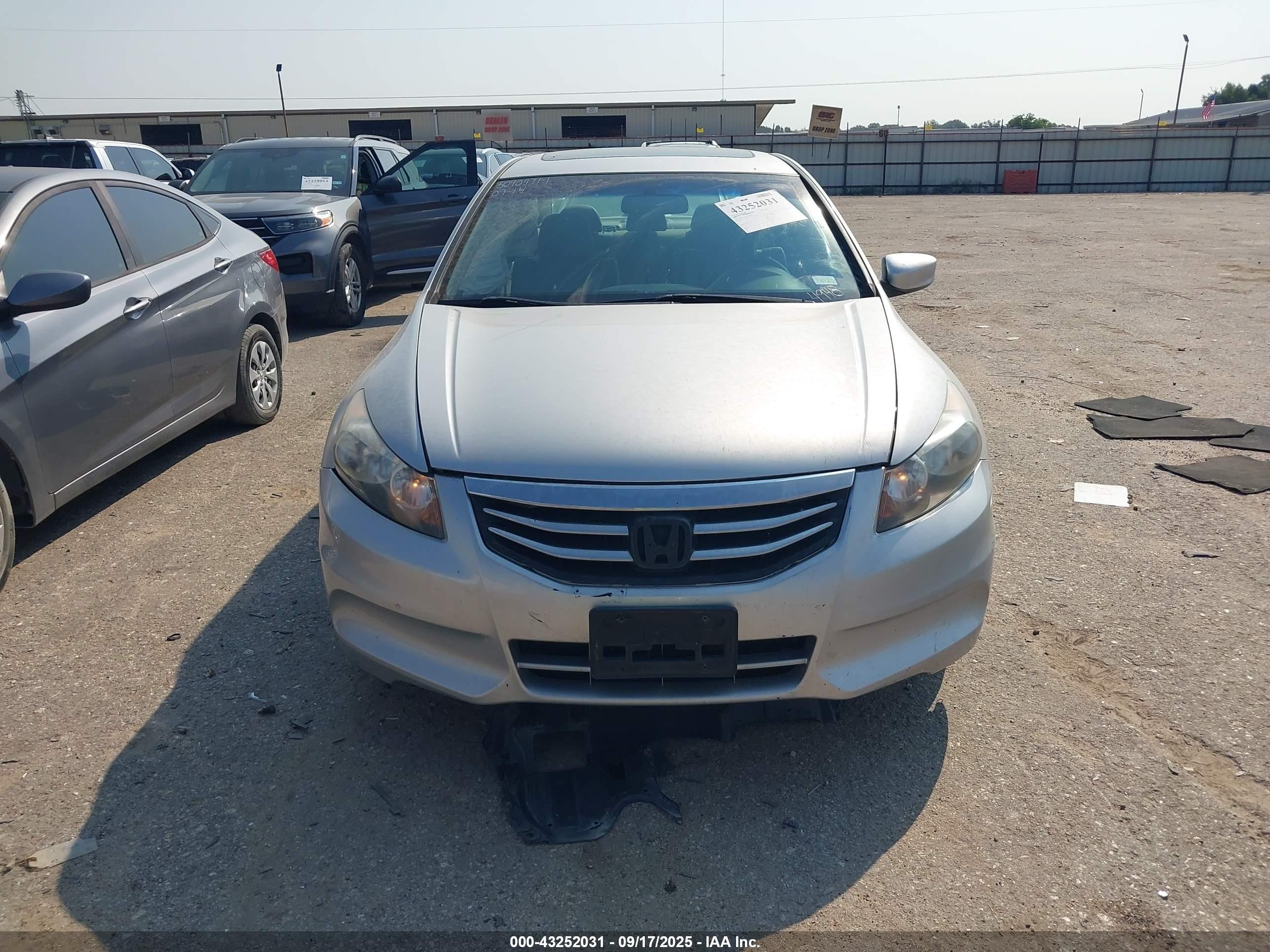 2012 Honda Accord Sdn 2.4 Ex-l/ex-l Silver vin: 1HGCP2F81CA144948