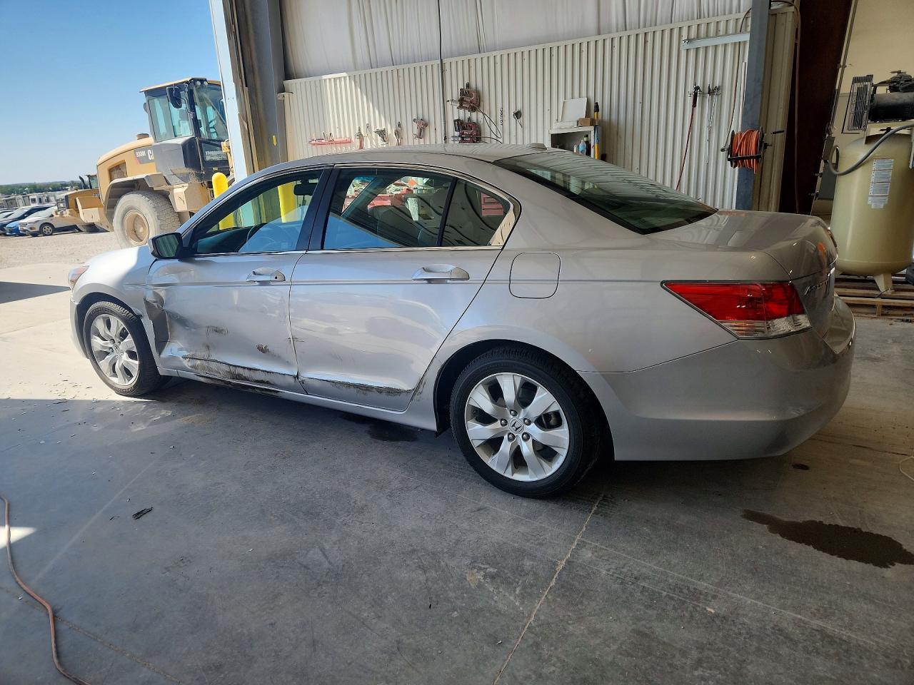 2010 Honda Accord Exl Silver vin: 1HGCP2F82AA108621