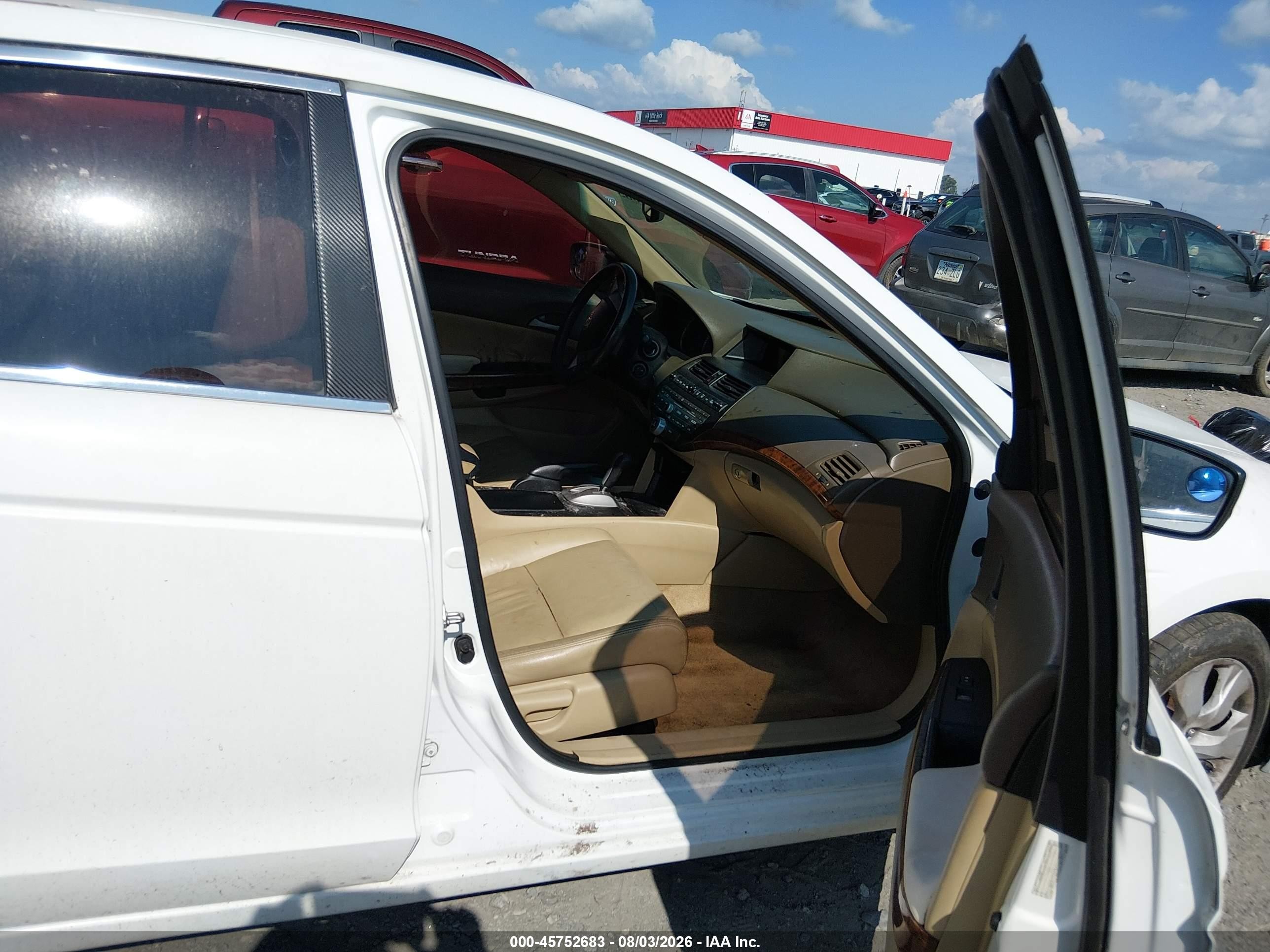 2010 Honda Accord 2.4 Ex-l Белый vin: 1HGCP2F82AA137116