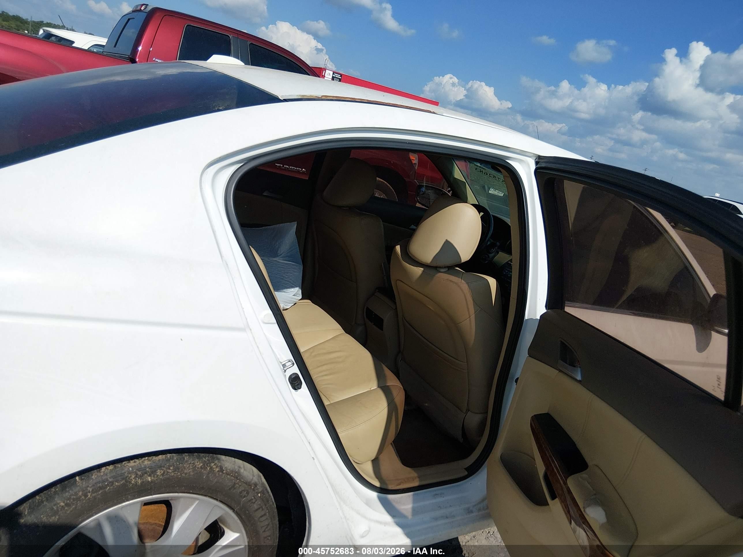 2010 Honda Accord 2.4 Ex-l Белый vin: 1HGCP2F82AA137116
