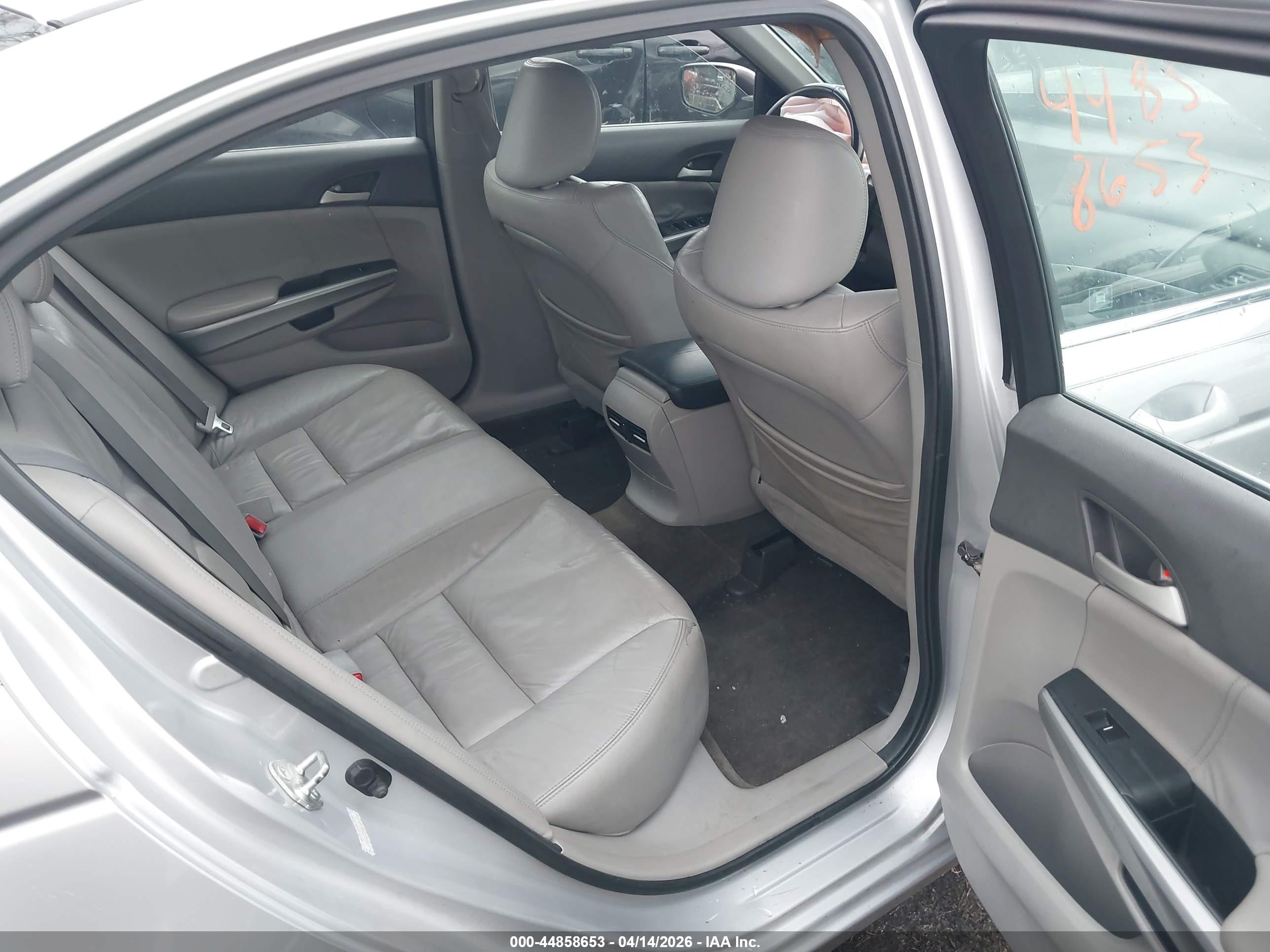2010 Honda Accord 2.4 Ex-l Silver vin: 1HGCP2F82AA173761