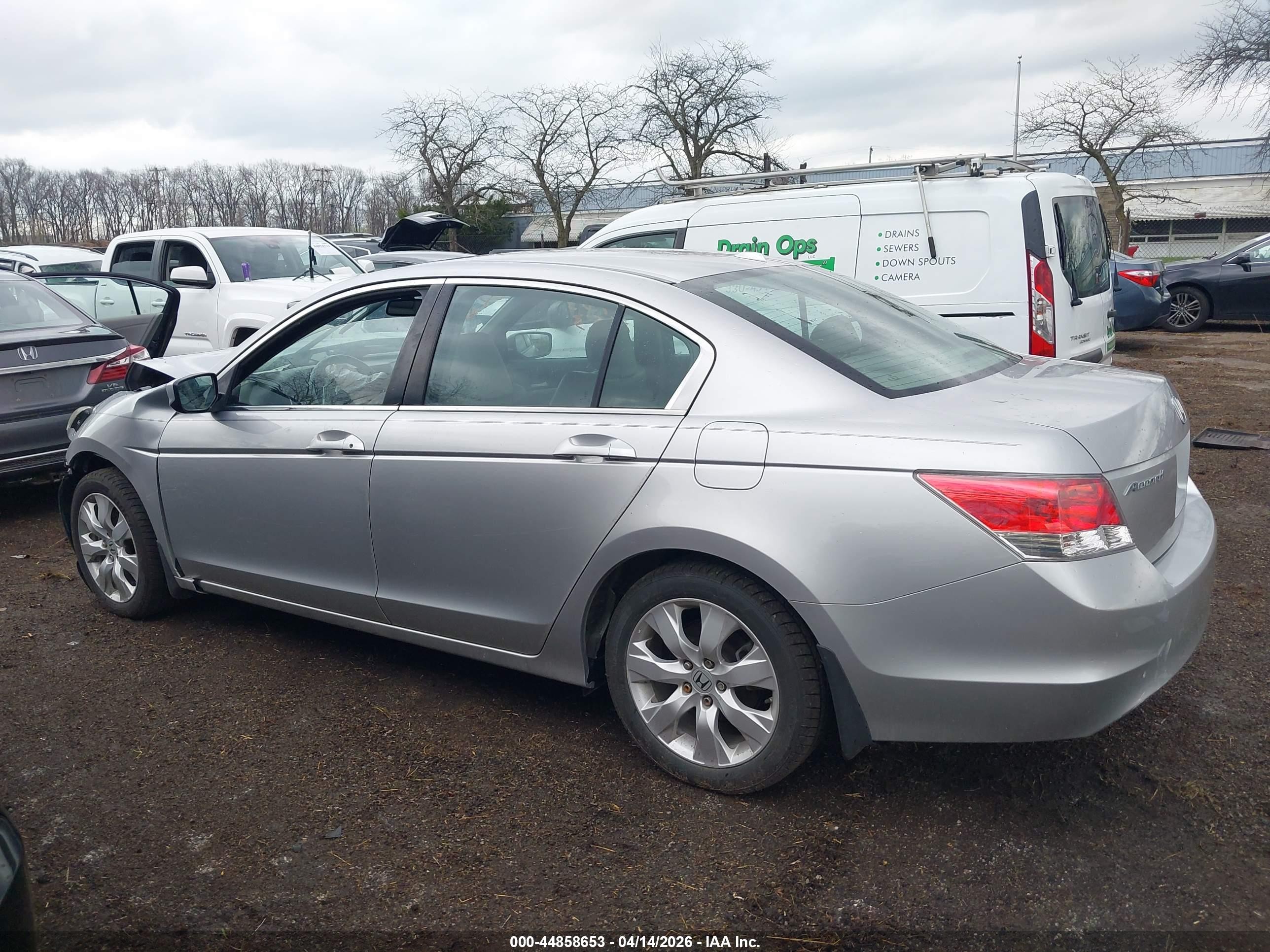 2010 Honda Accord 2.4 Ex-l Silver vin: 1HGCP2F82AA173761