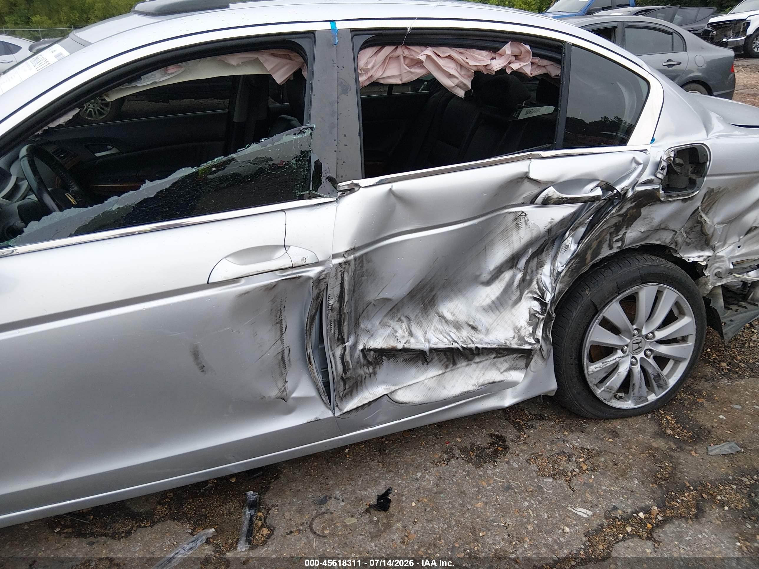 2011 Honda Accord 2.4 Ex-l Silver vin: 1HGCP2F82BA006950