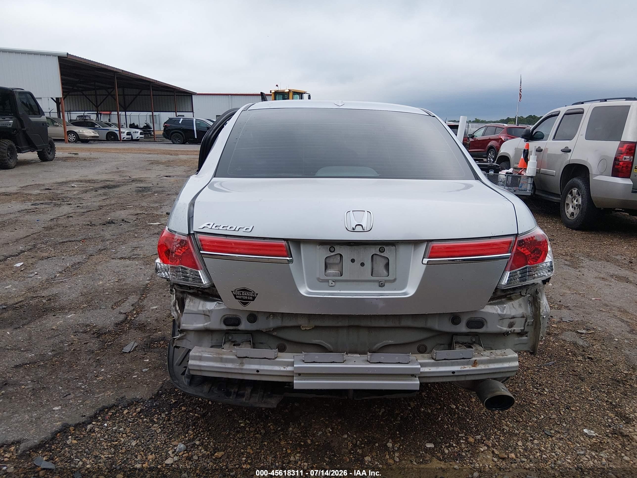 2011 Honda Accord 2.4 Ex-l Silver vin: 1HGCP2F82BA006950