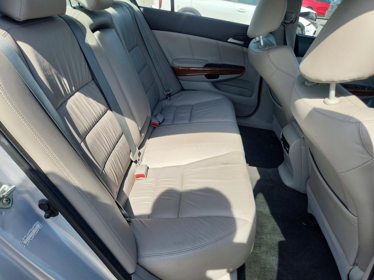 2011 Honda Accord Exl Silver vin: 1HGCP2F82BA148294