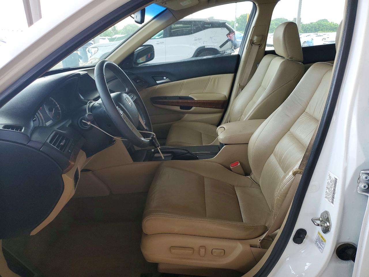 2012 Honda Accord Exl White vin: 1HGCP2F82CA074988