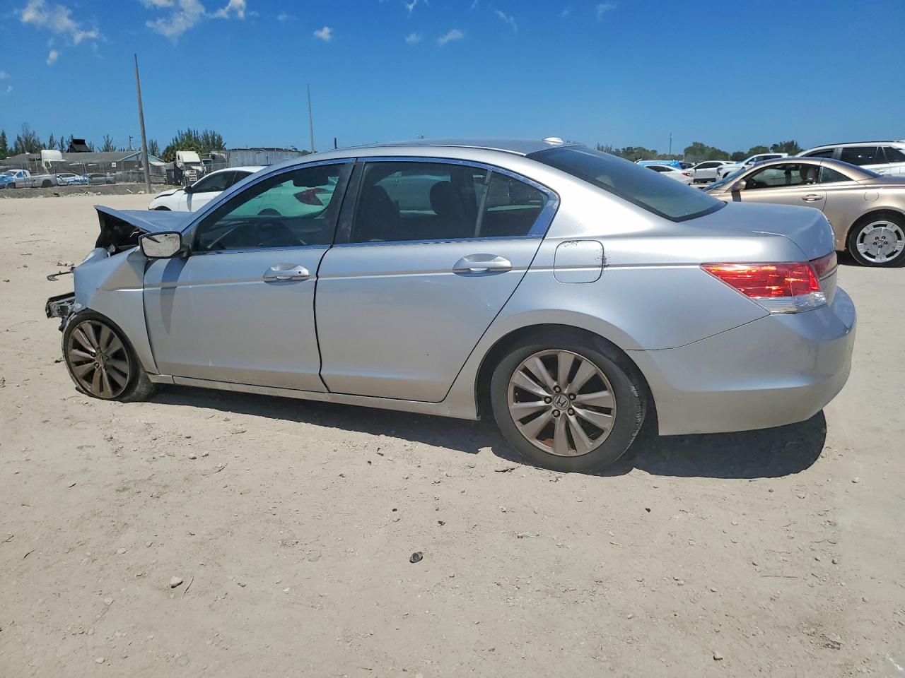 2012 Honda Accord Exl Серебряный vin: 1HGCP2F82CA089426