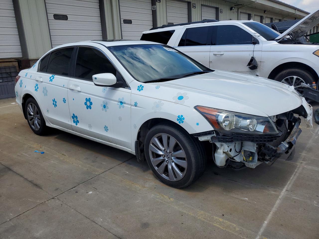 2012 Honda Accord Exl White vin: 1HGCP2F82CA095839