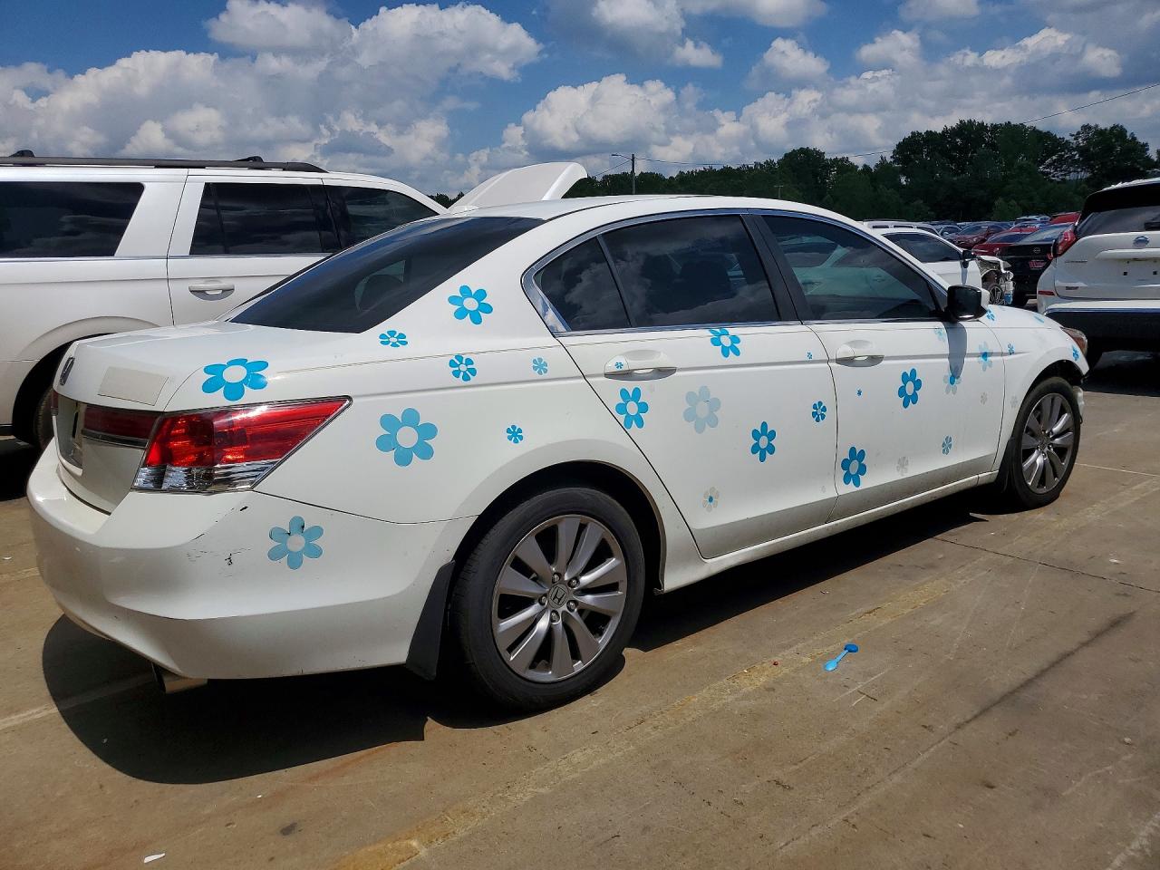 2012 Honda Accord Exl White vin: 1HGCP2F82CA095839