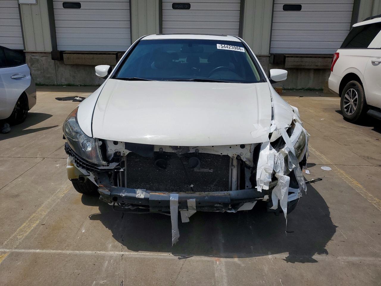2012 Honda Accord Exl White vin: 1HGCP2F82CA095839
