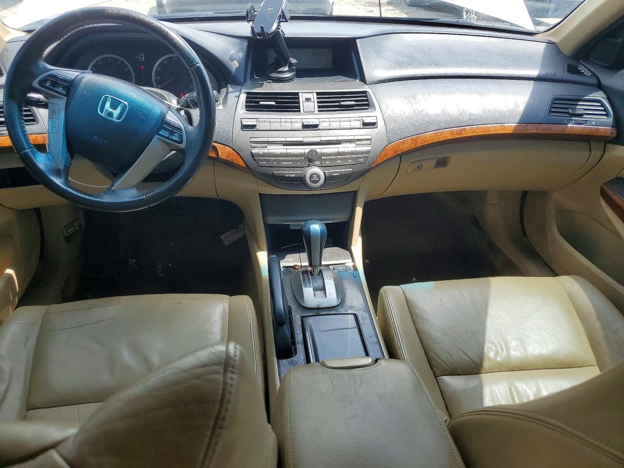 2012 Honda Accord Exl White vin: 1HGCP2F82CA095839