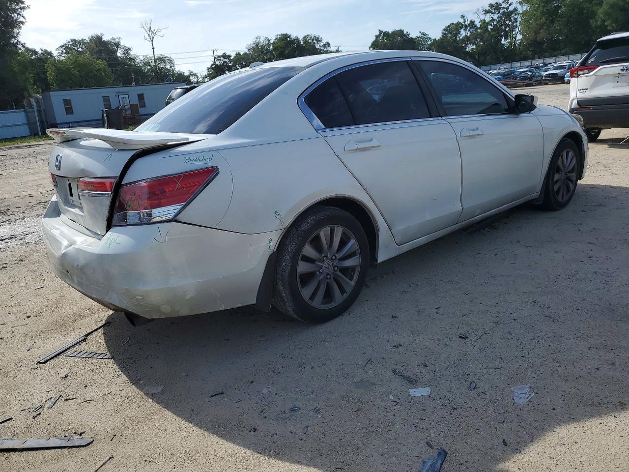 2012 Honda Accord Exl White vin: 1HGCP2F82CA167381