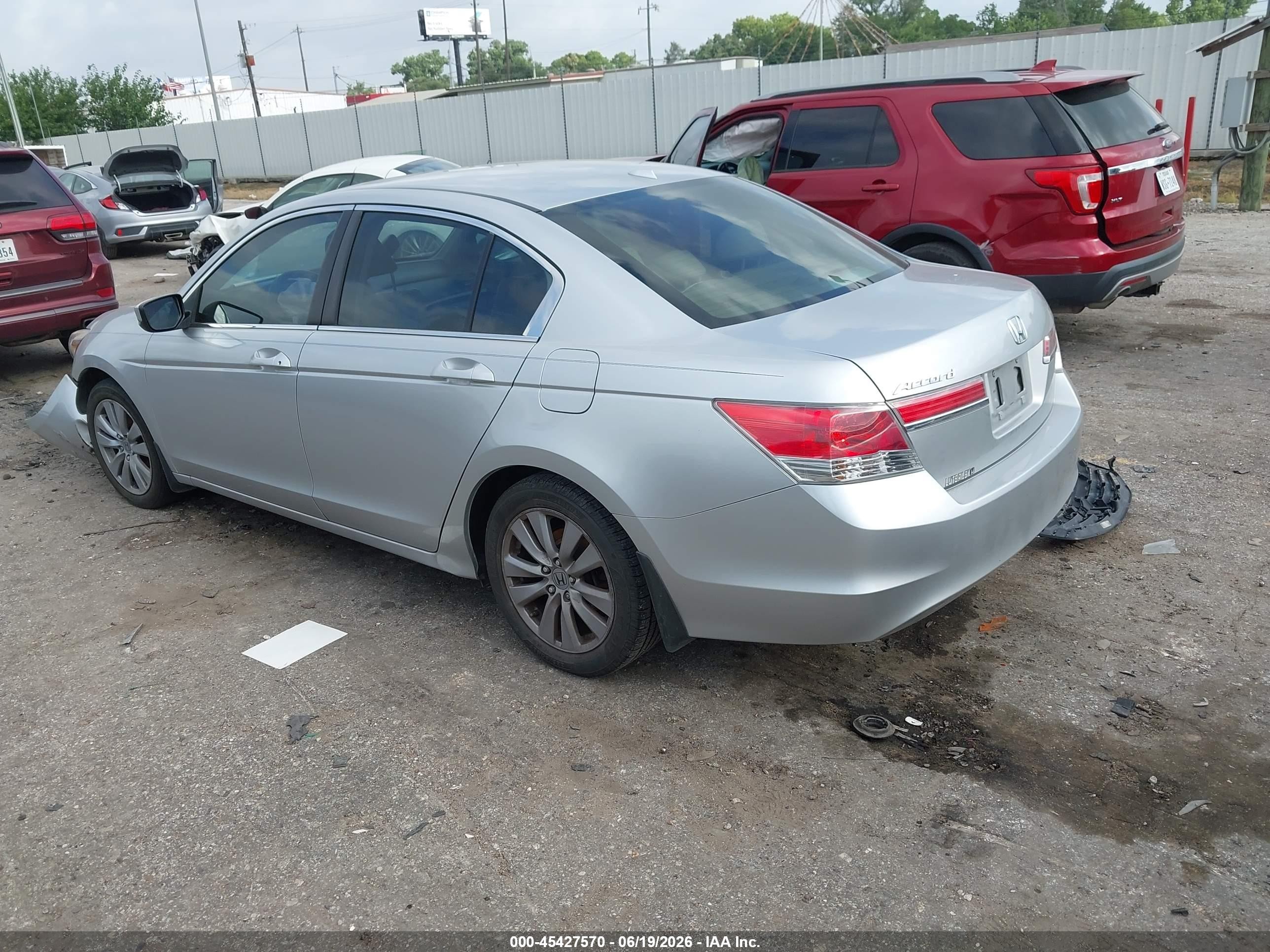 2012 Honda Accord 2.4 Ex-l Silver vin: 1HGCP2F82CA213842