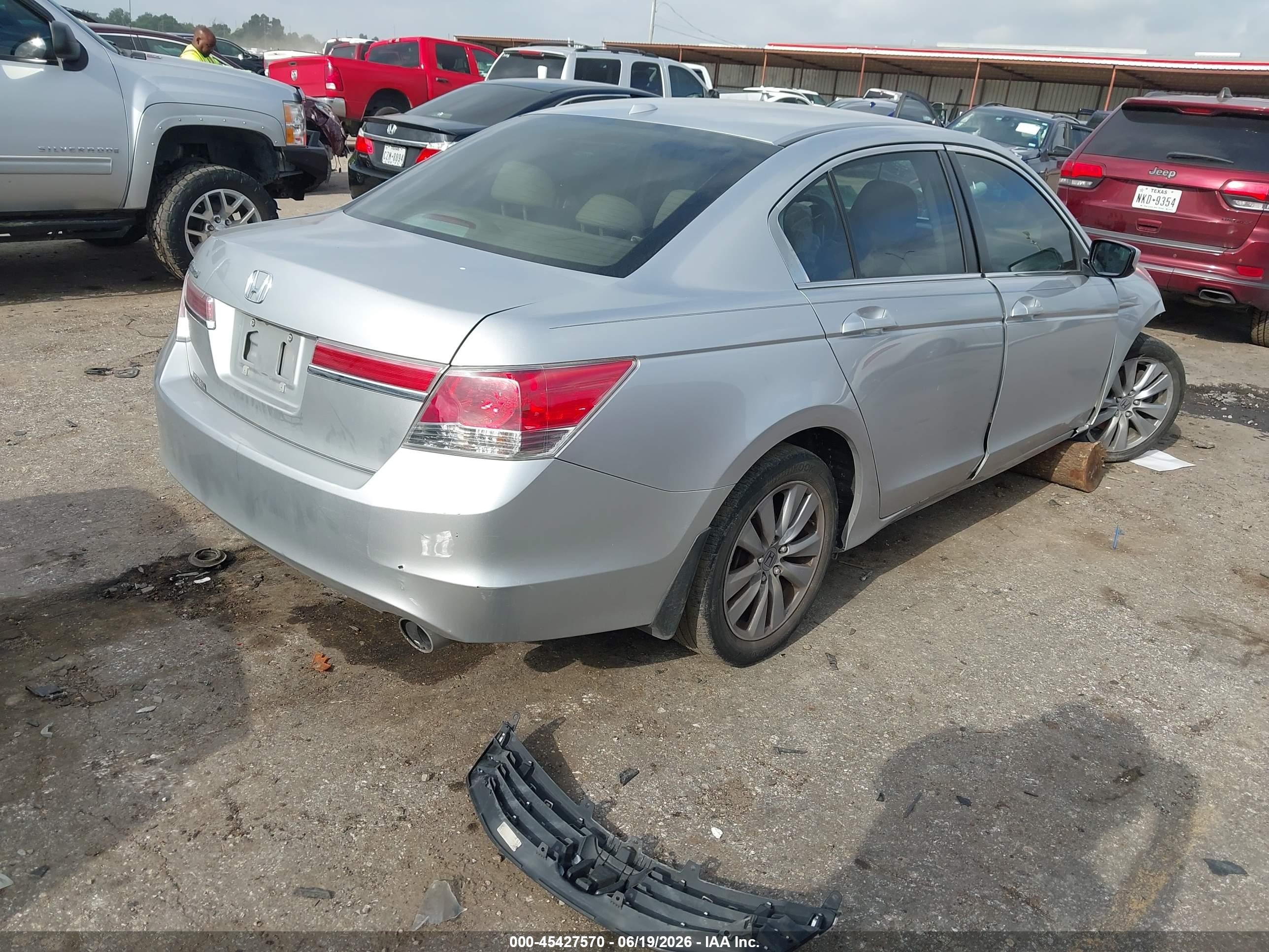 2012 Honda Accord 2.4 Ex-l Silver vin: 1HGCP2F82CA213842