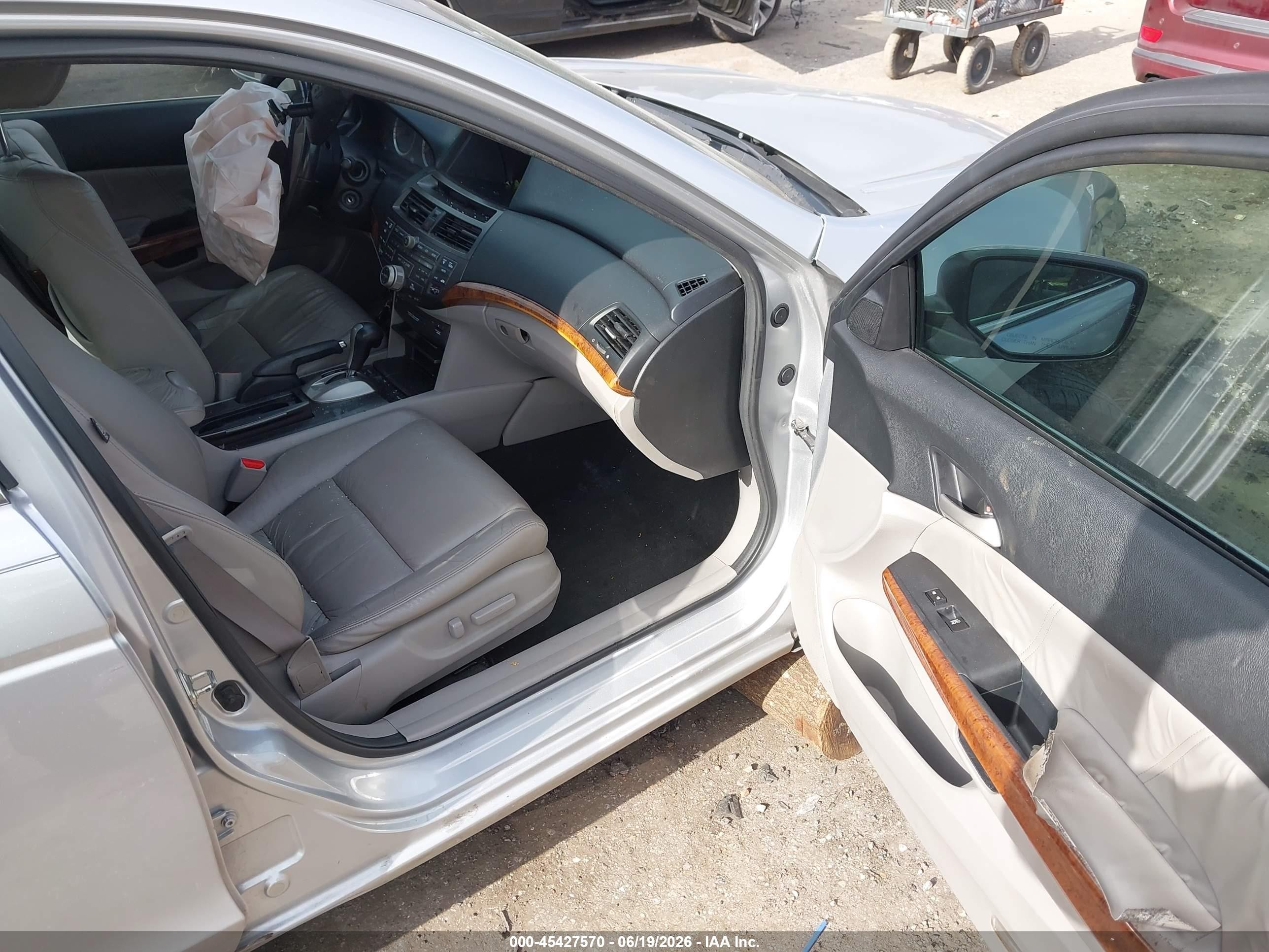 2012 Honda Accord 2.4 Ex-l Silver vin: 1HGCP2F82CA213842