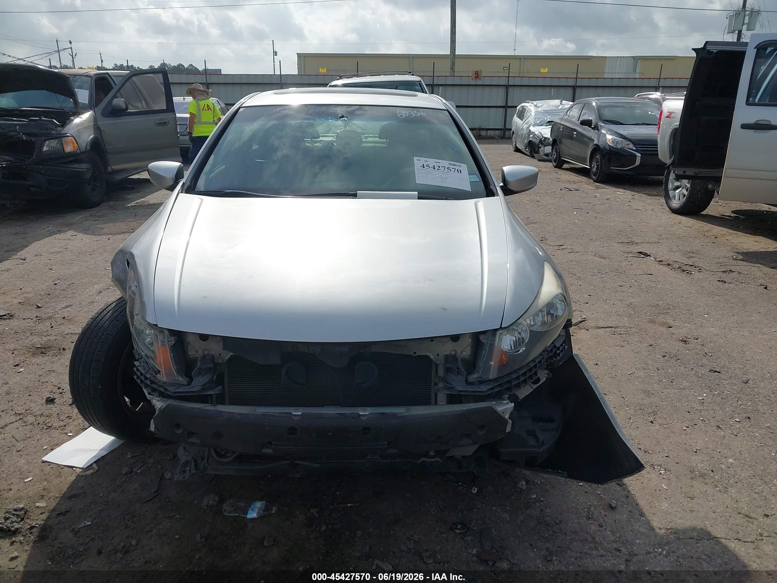 2012 Honda Accord 2.4 Ex-l Silver vin: 1HGCP2F82CA213842