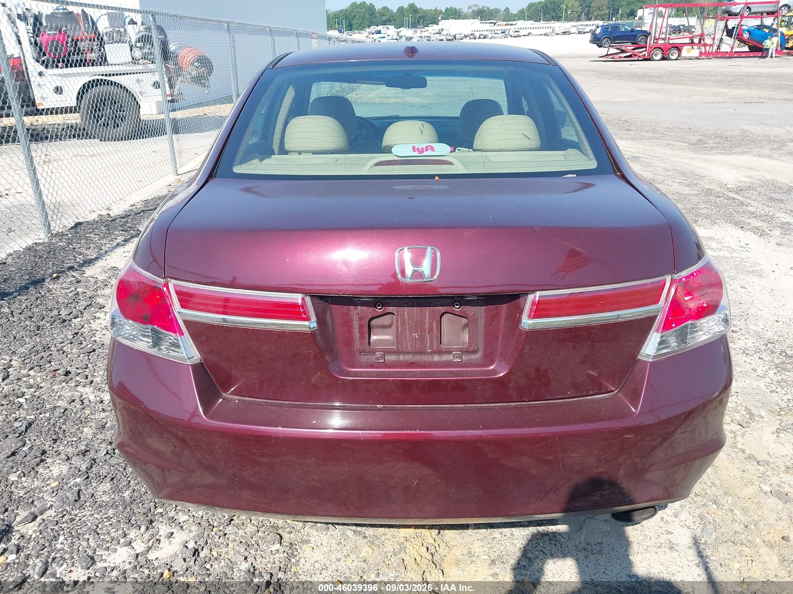 2012 Honda Accord 2.4 Ex-l Burgundy vin: 1HGCP2F82CA216319