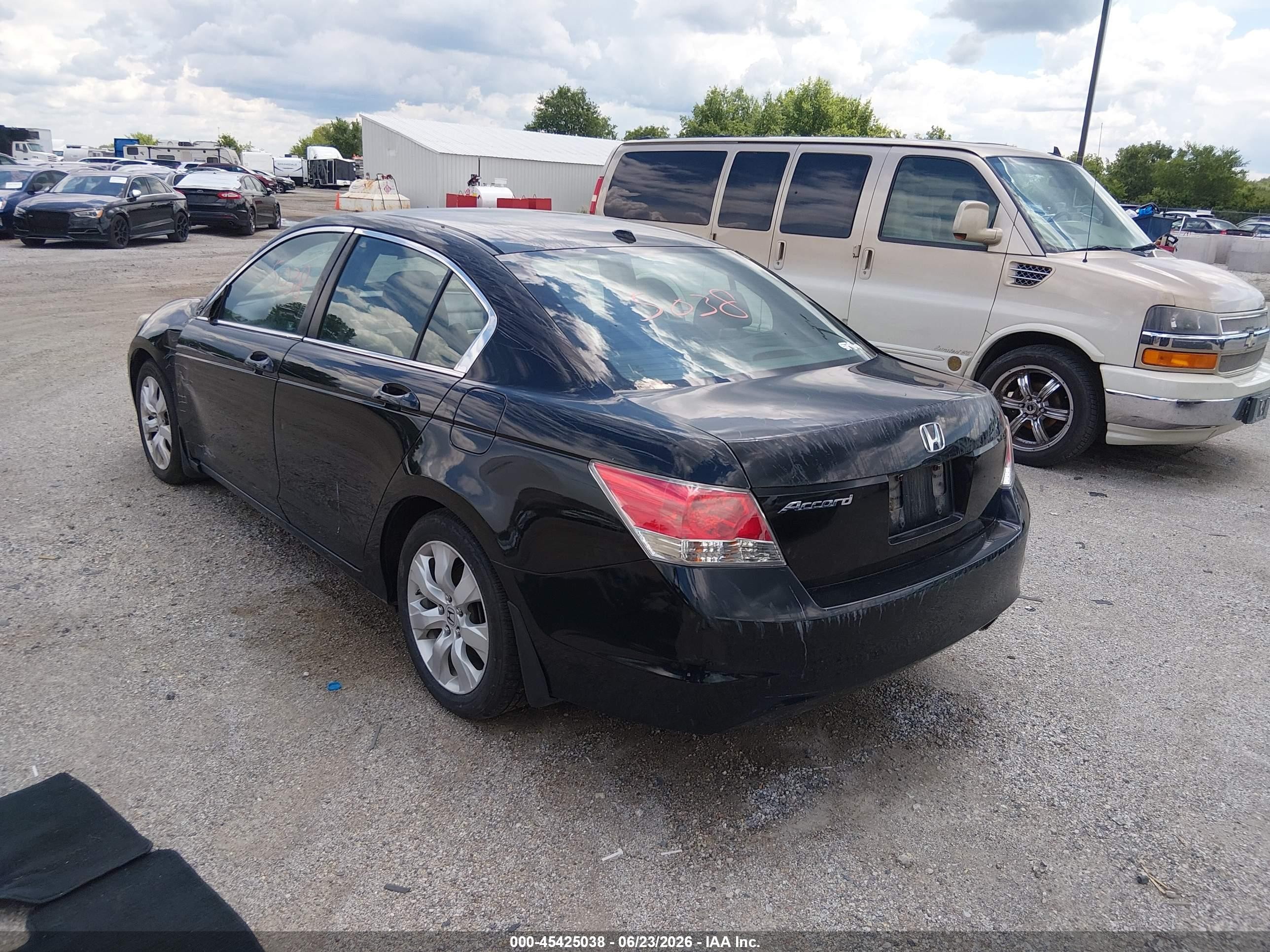 2010 Honda Accord 2.4 Ex-l Черный vin: 1HGCP2F83AA016692
