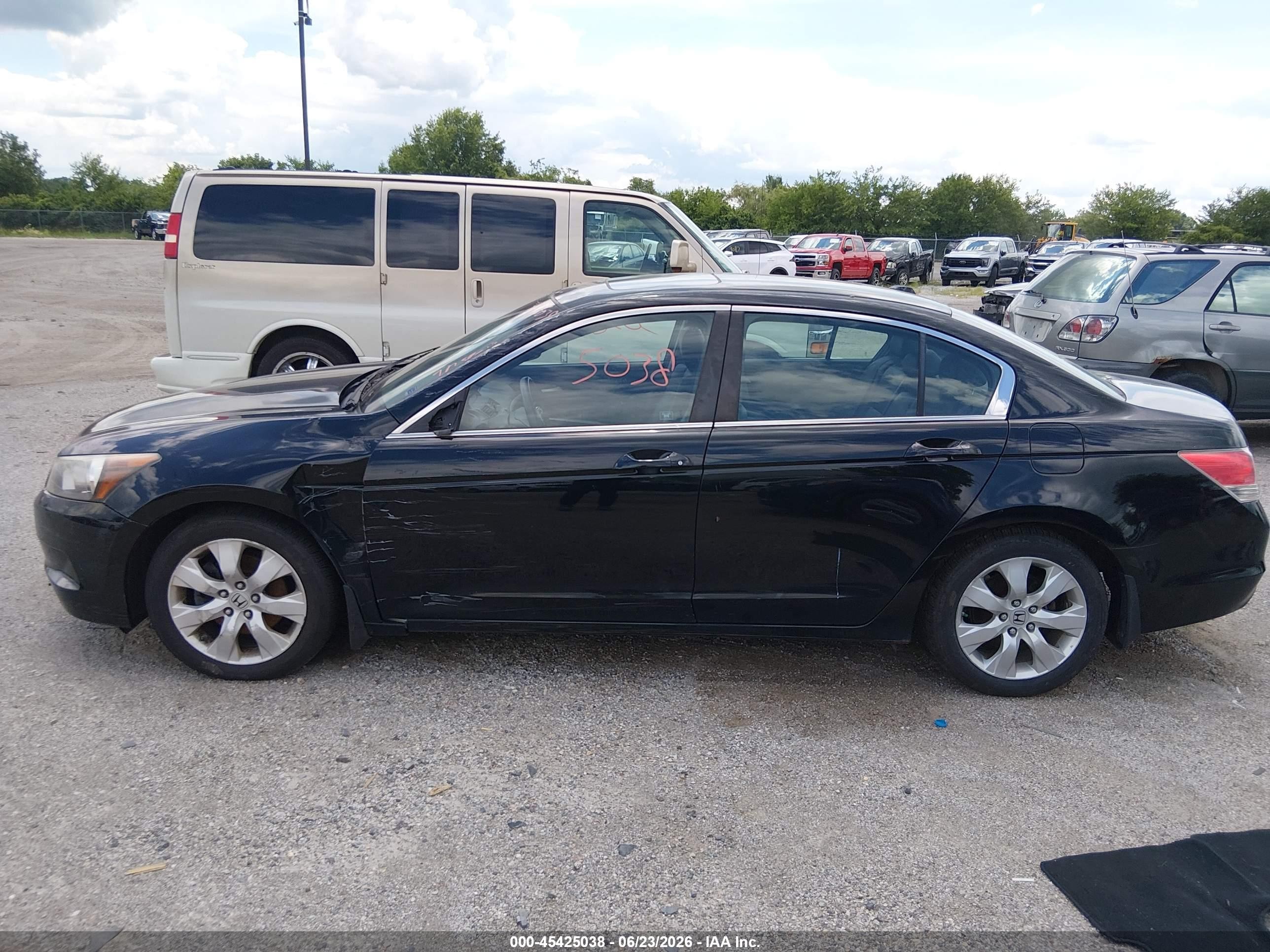 2010 Honda Accord 2.4 Ex-l Черный vin: 1HGCP2F83AA016692