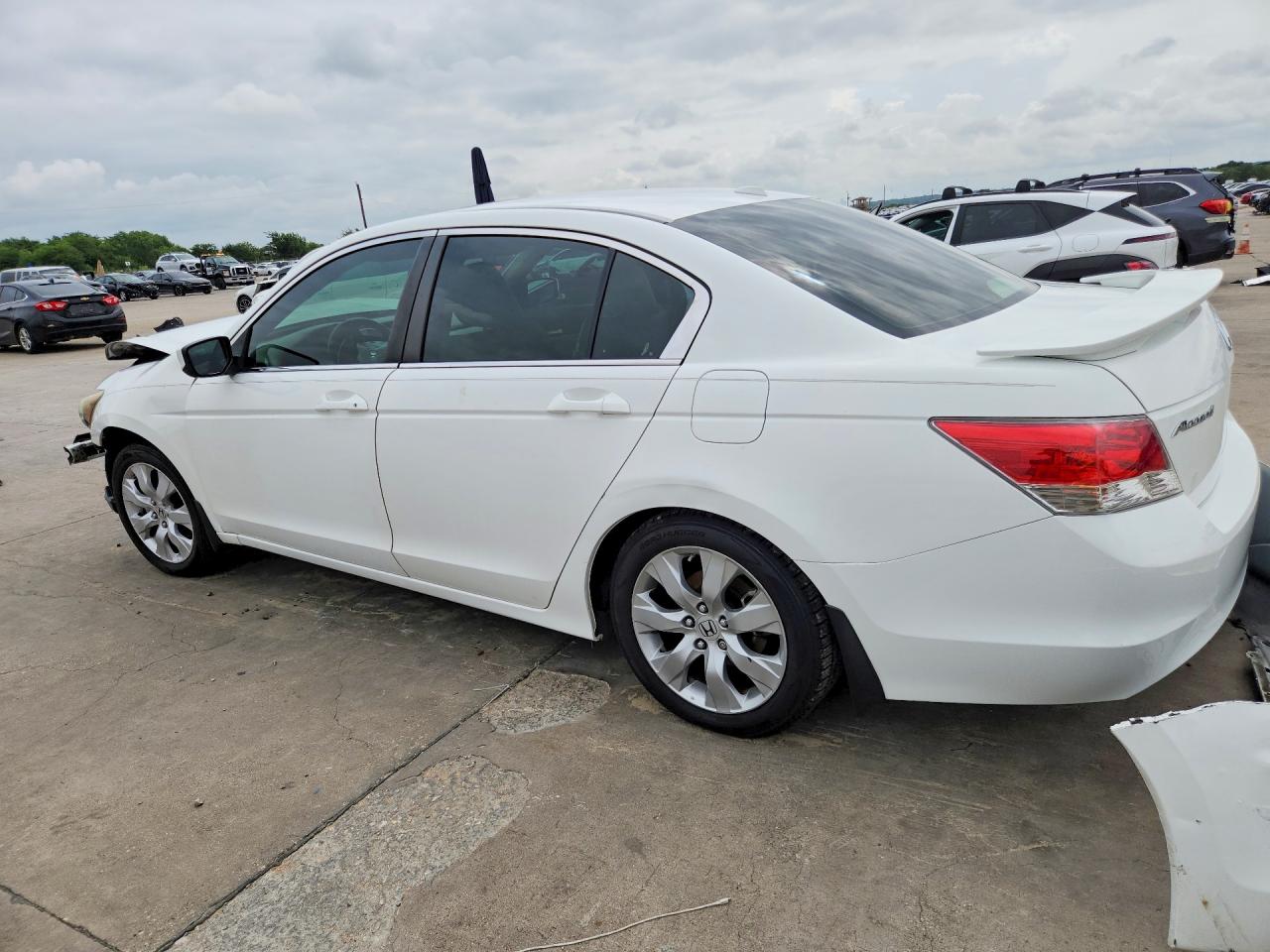 2010 Honda Accord Exl White vin: 1HGCP2F83AA033086