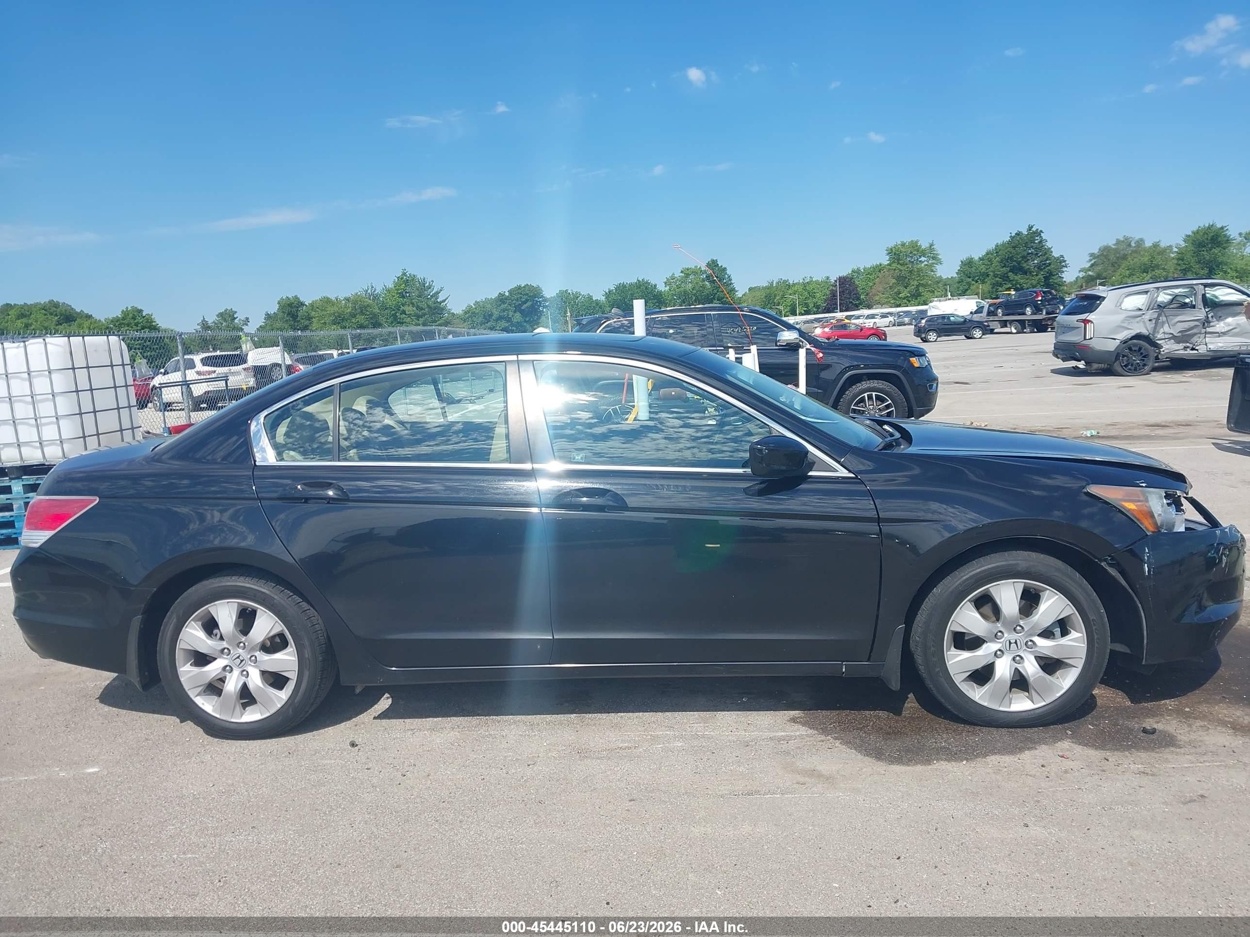 2010 Honda Accord 2.4 Ex-l Black vin: 1HGCP2F83AA083440