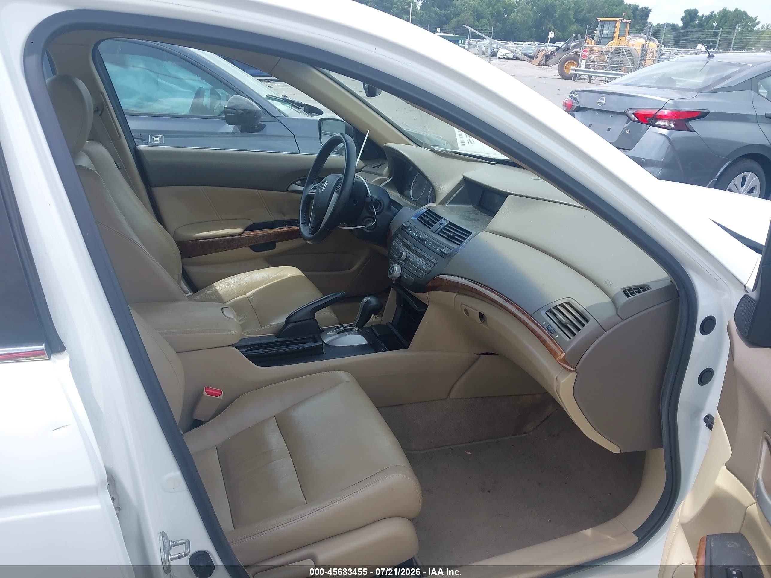 2010 Honda Accord 2.4 Ex-l Белый vin: 1HGCP2F83AA138081