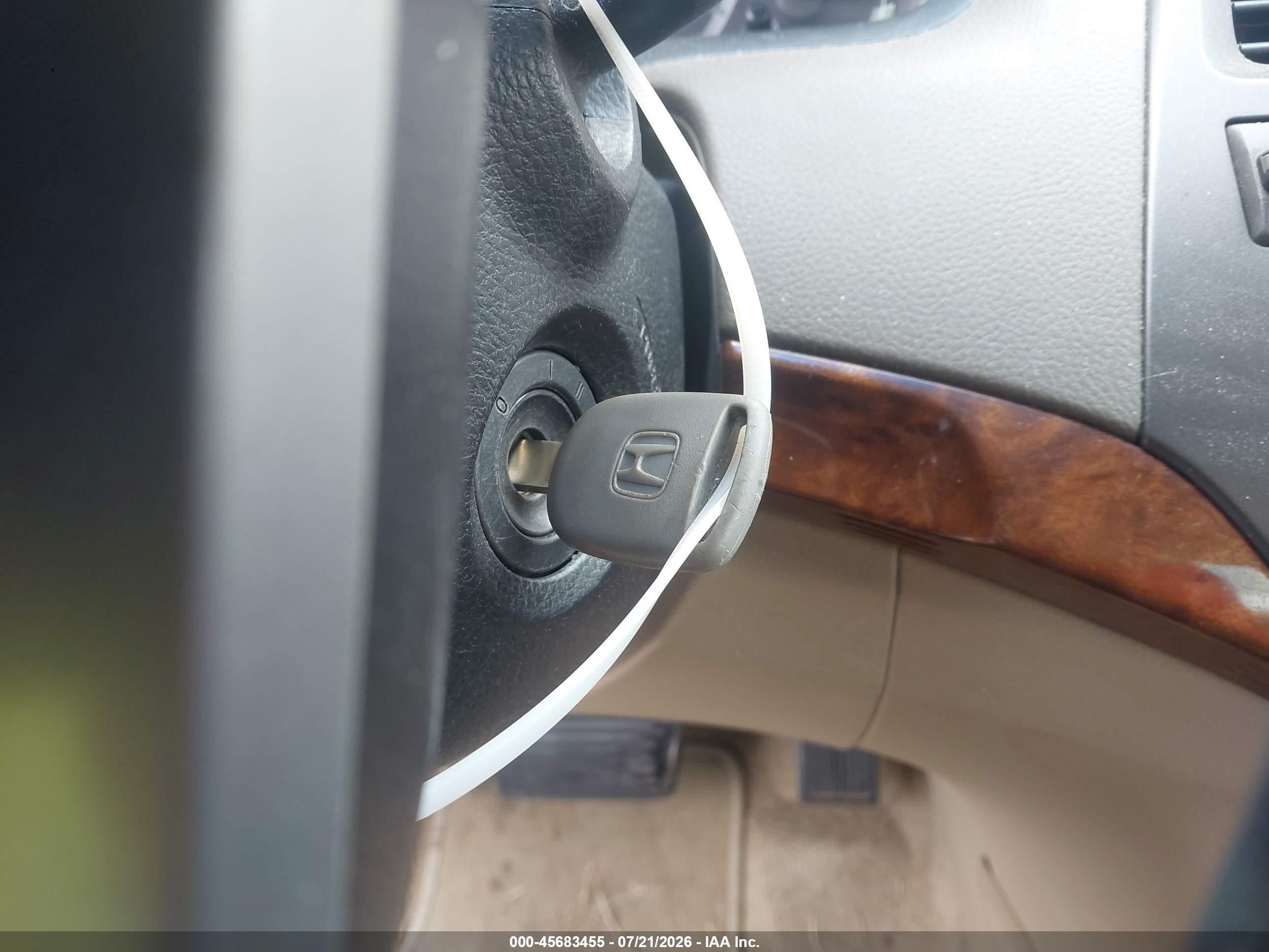 2010 Honda Accord 2.4 Ex-l Белый vin: 1HGCP2F83AA138081