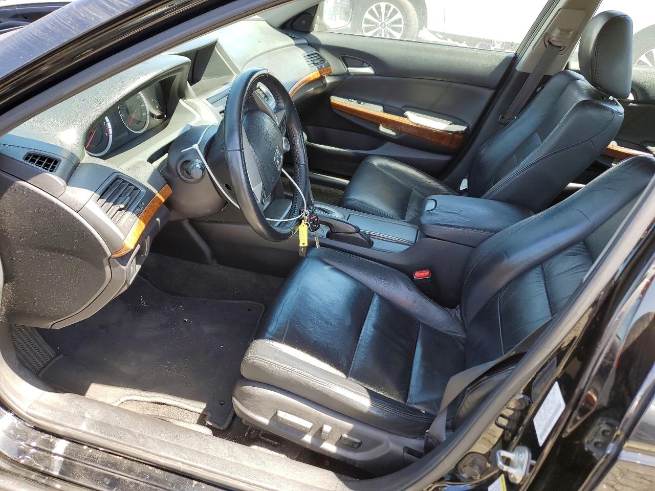 2011 Honda Accord Exl Черный vin: 1HGCP2F83BA004222