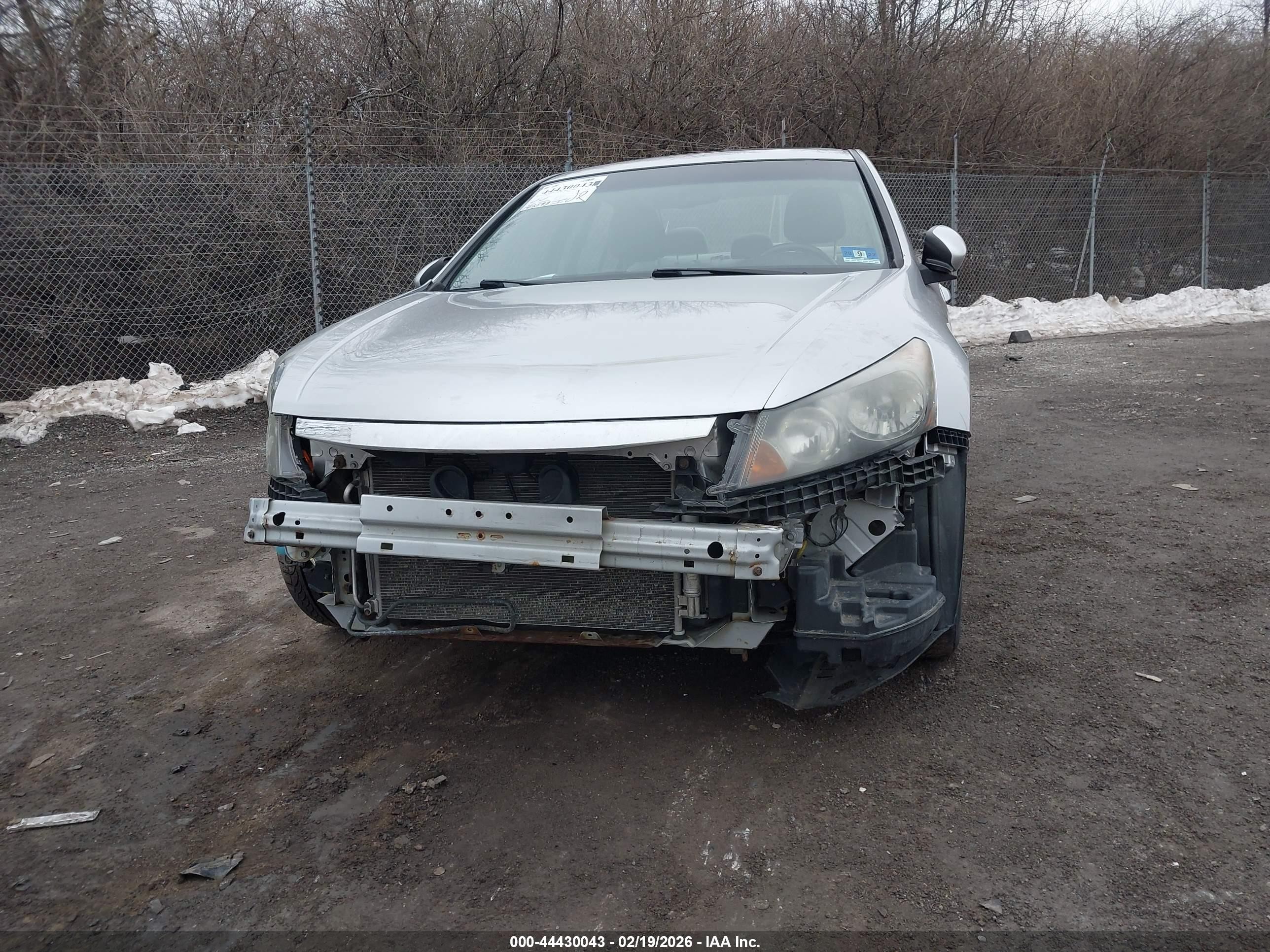 2011 Honda Accord 2.4 Ex-l Silver vin: 1HGCP2F83BA047555