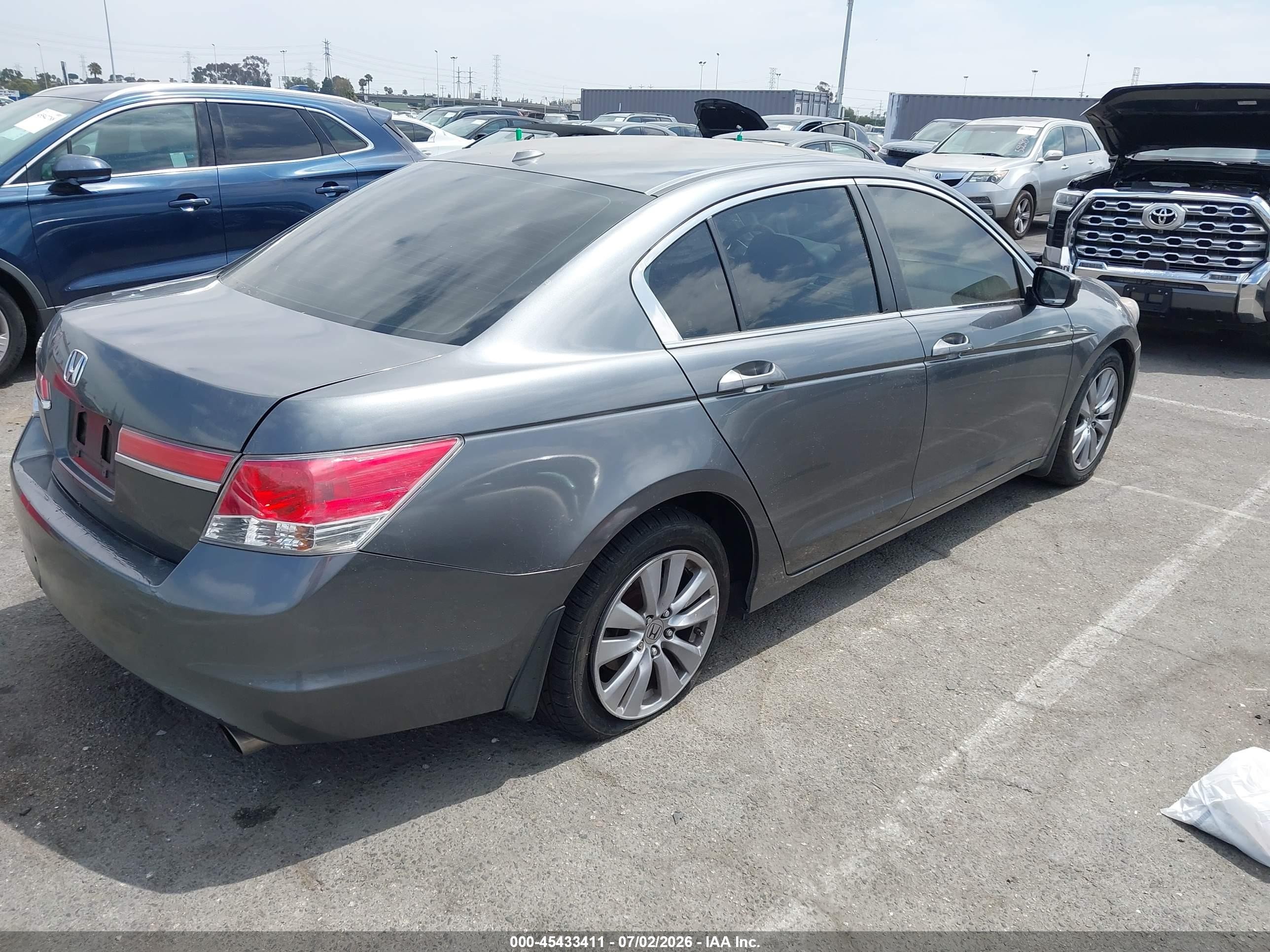 2011 Honda Accord 2.4 Ex-l Gray vin: 1HGCP2F83BA079874