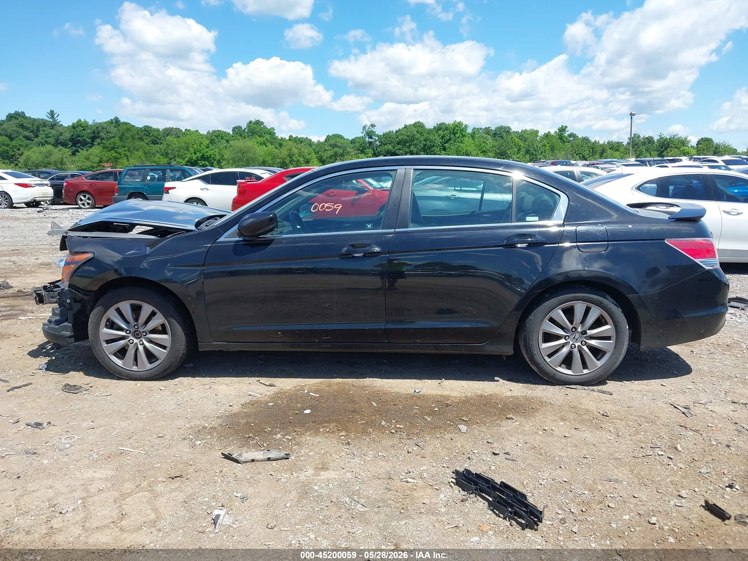 2011 Honda Accord 2.4 Ex-l Black vin: 1HGCP2F83BA123582