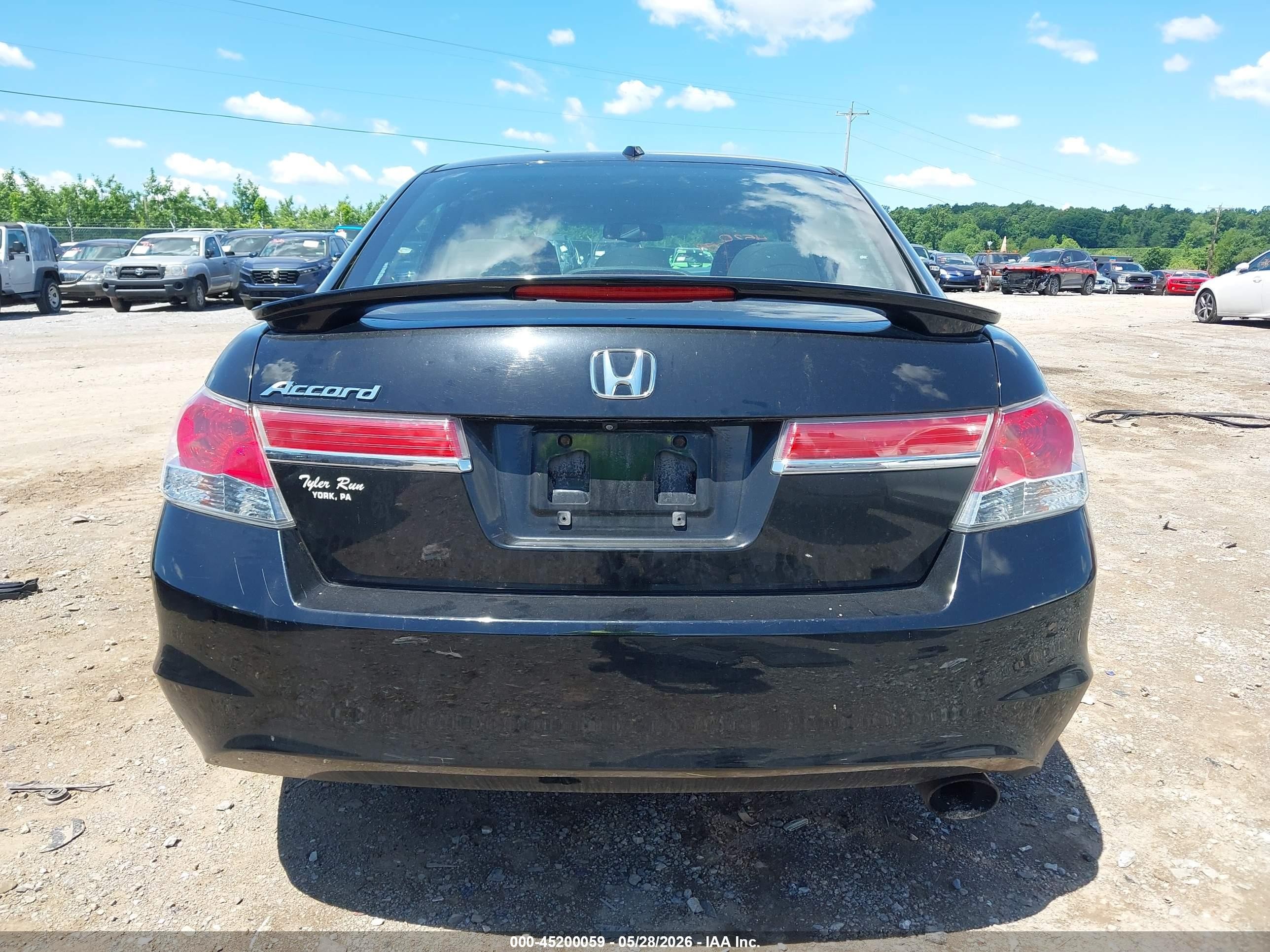 2011 Honda Accord 2.4 Ex-l Black vin: 1HGCP2F83BA123582