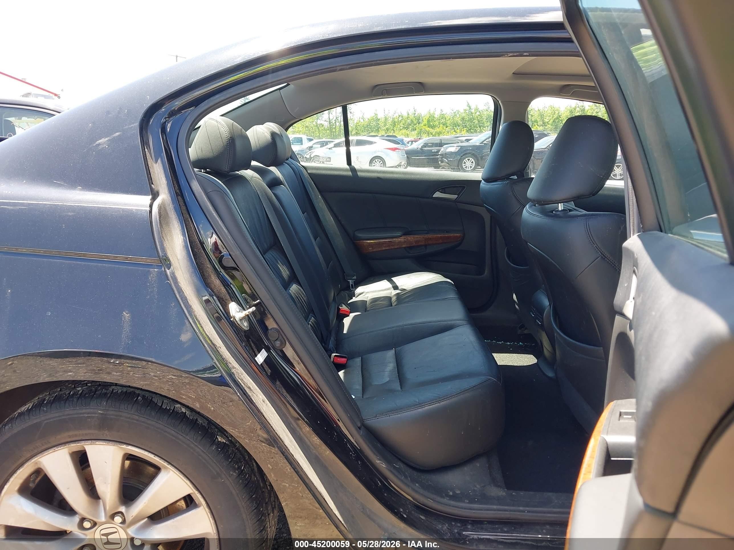 2011 Honda Accord 2.4 Ex-l Black vin: 1HGCP2F83BA123582