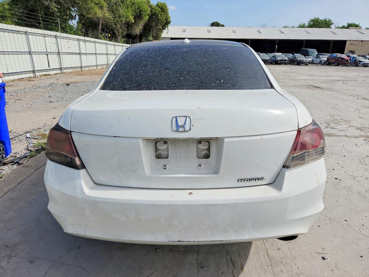 2012 Honda Accord Exl White vin: 1HGCP2F83CA029350