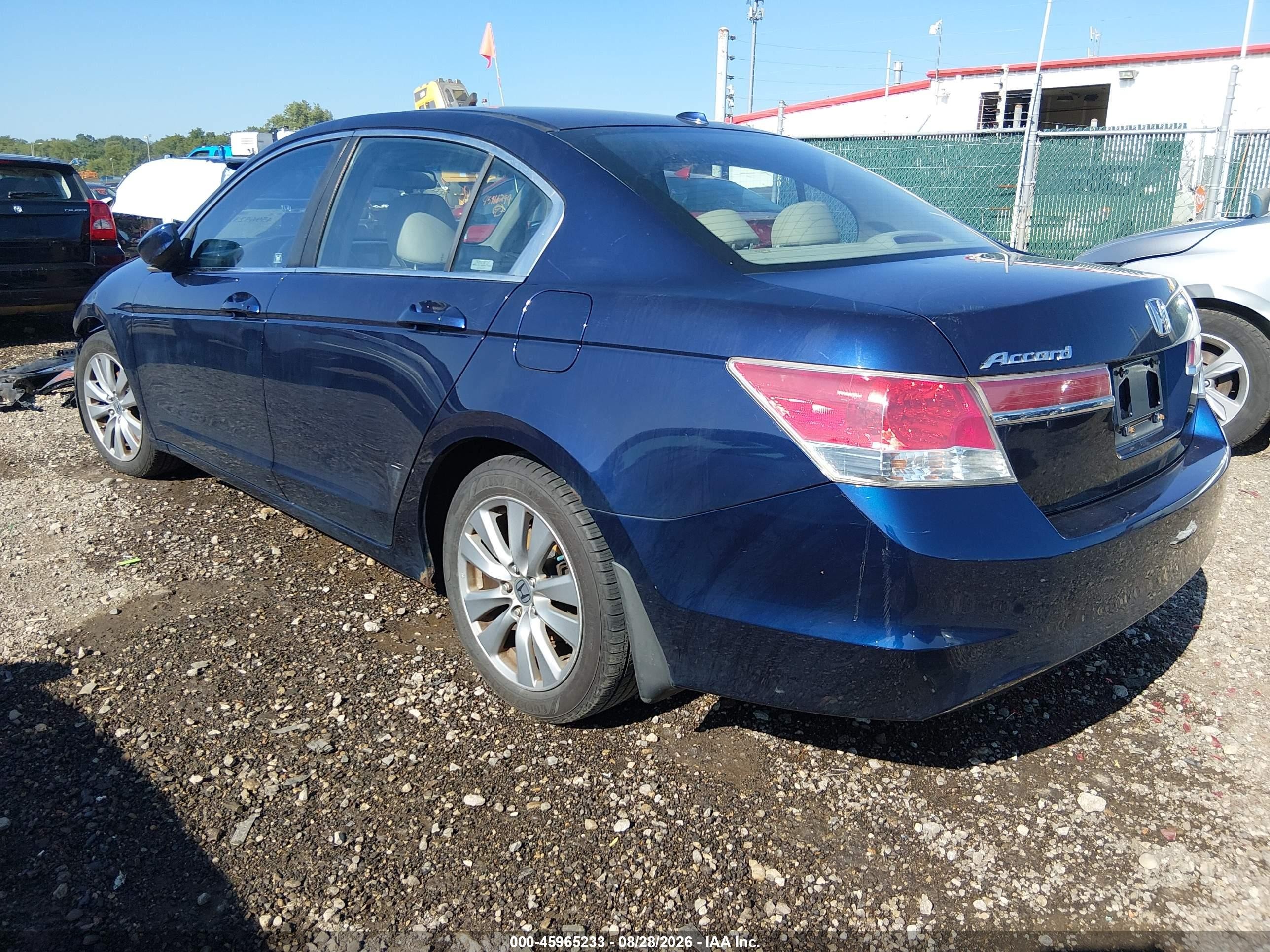 2012 Honda Accord 2.4 Ex-l Blue vin: 1HGCP2F83CA041059